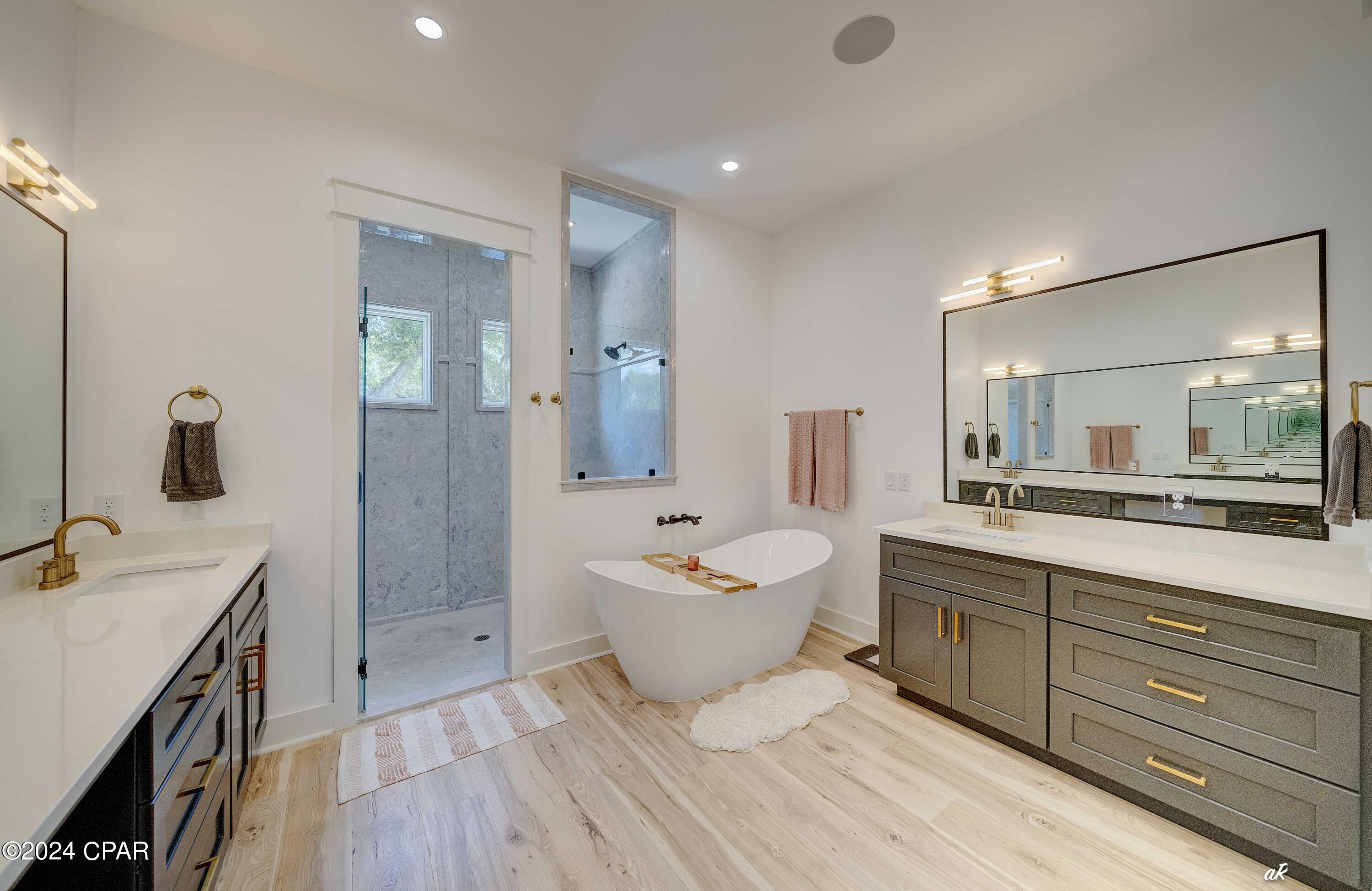 1102 Cove Pointe Drive