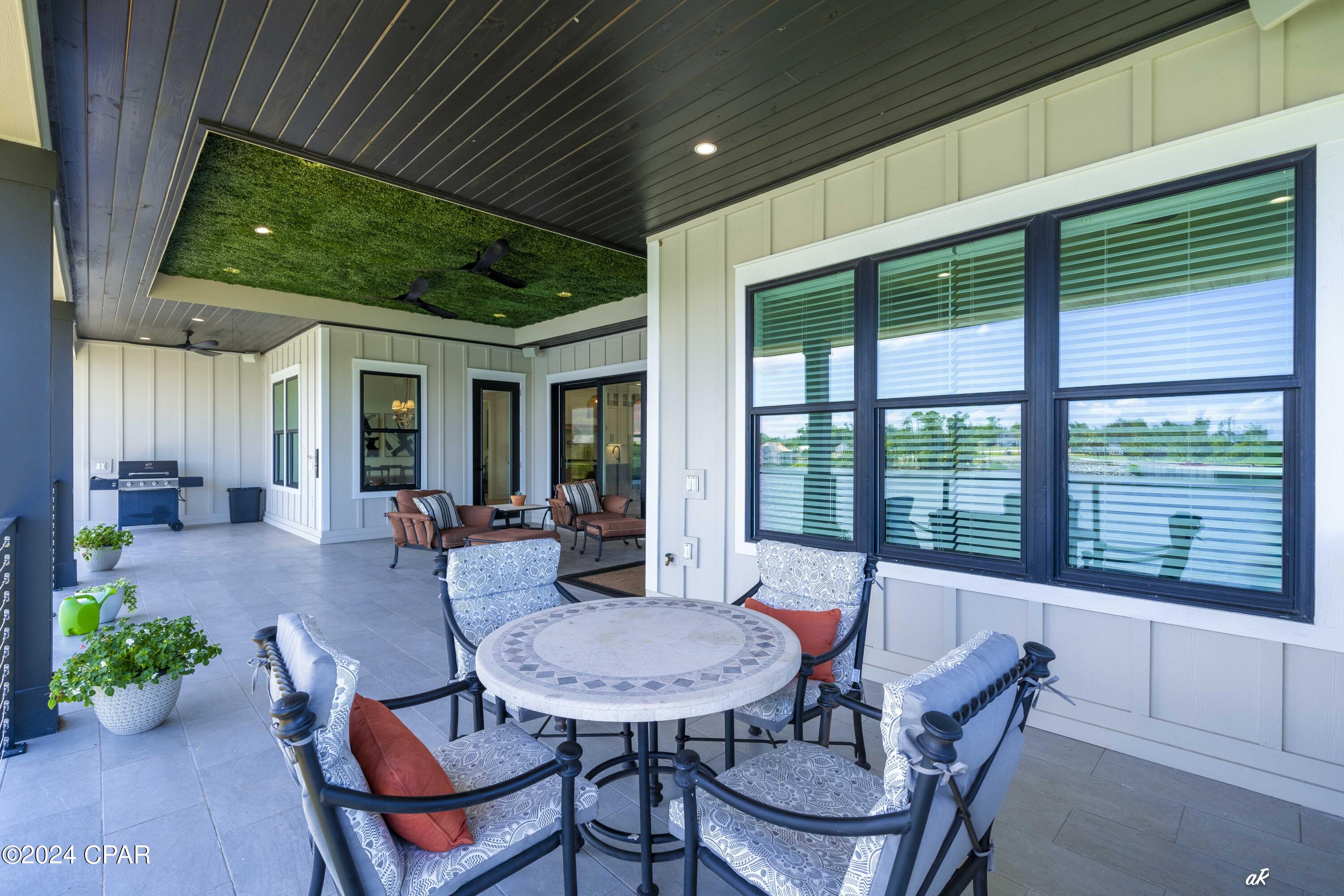 1102 Cove Pointe Drive