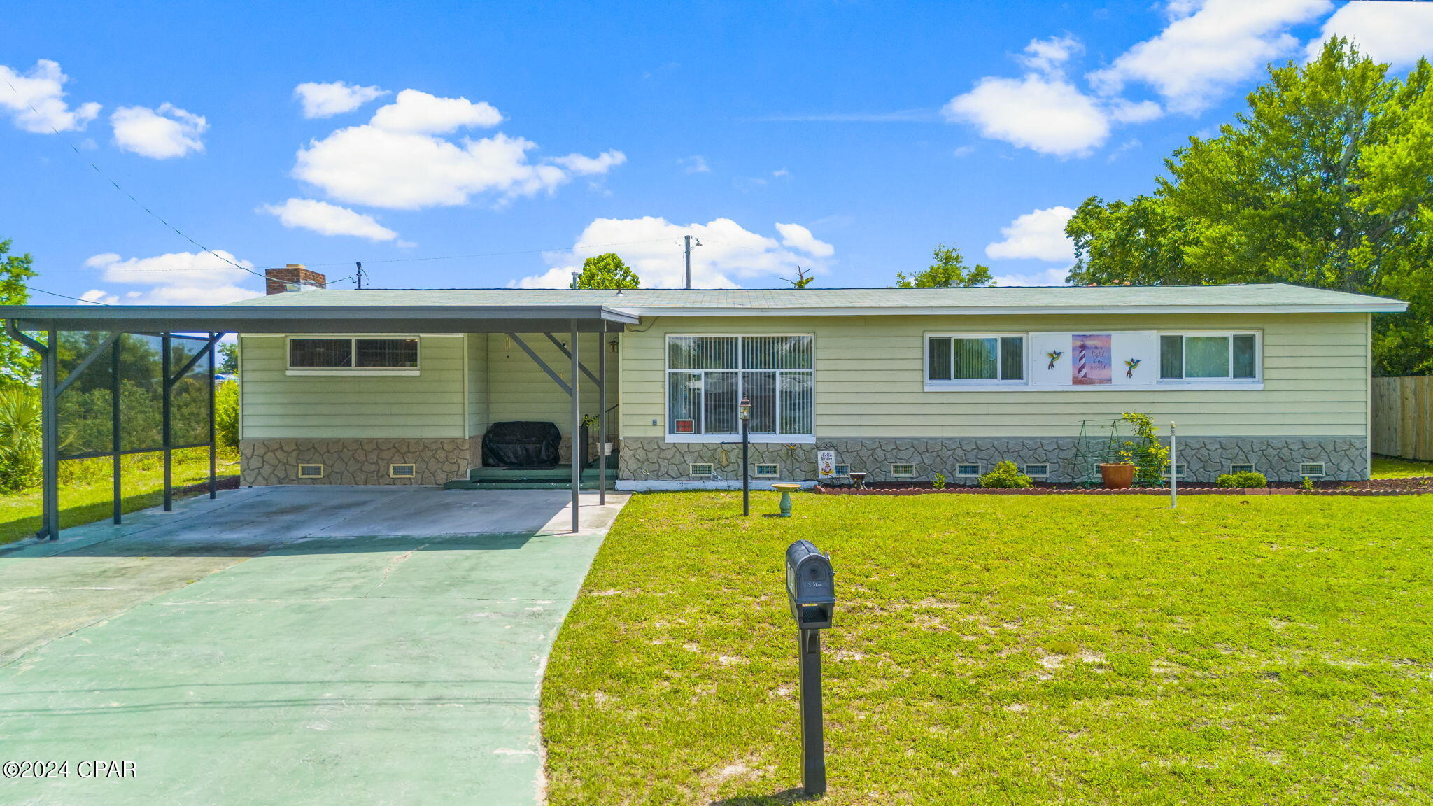 109 Springhill Circle