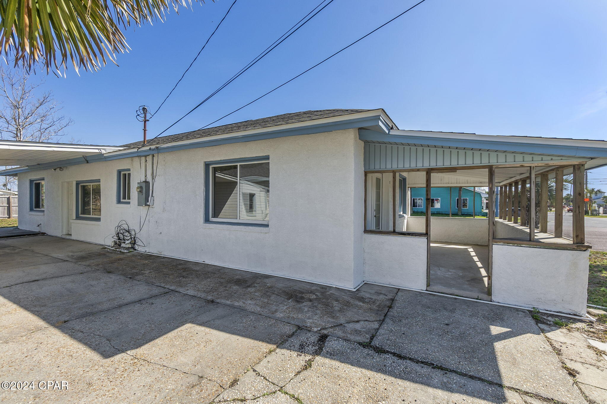 613 Azalea Street