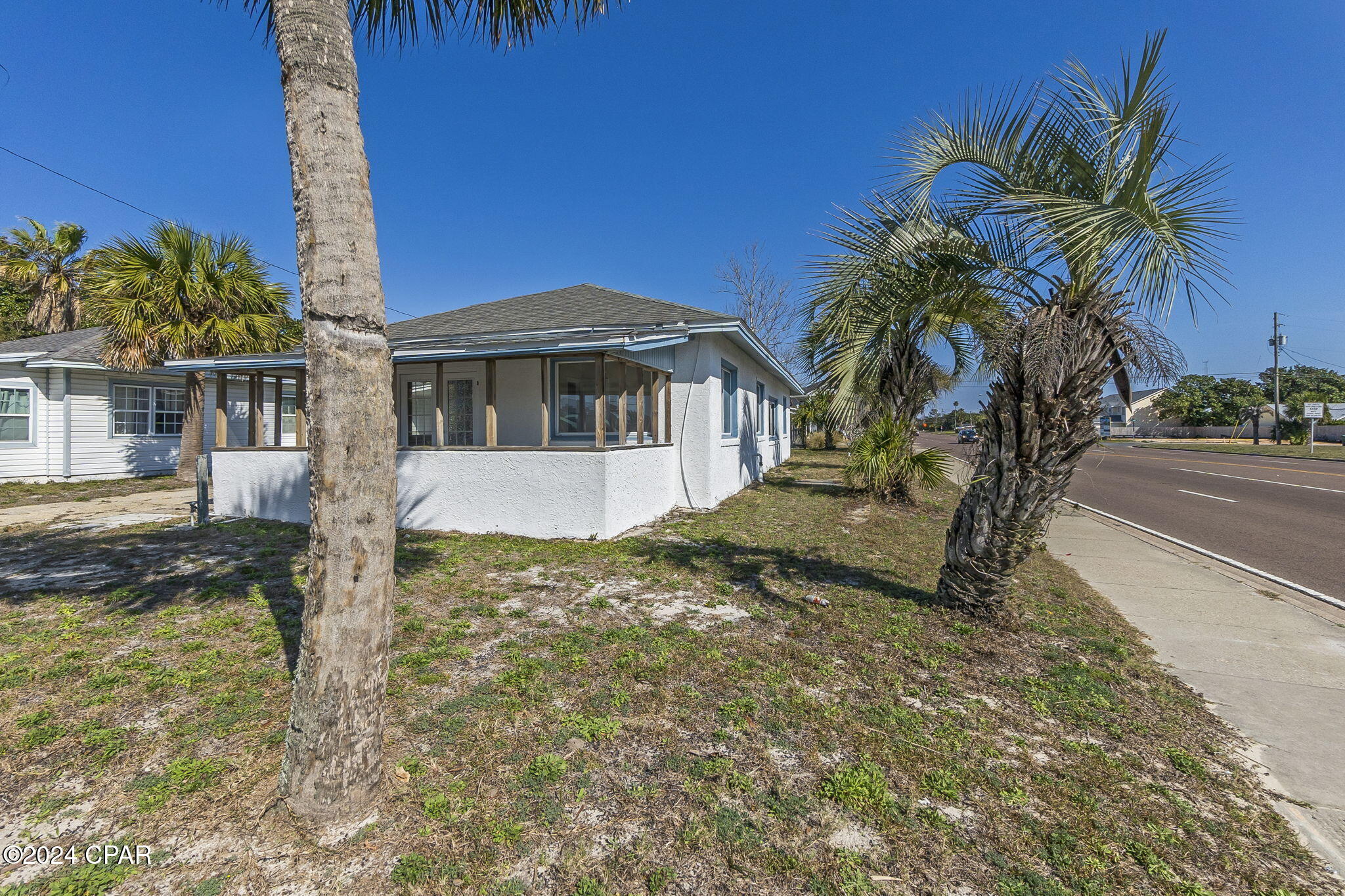 613 Azalea Street