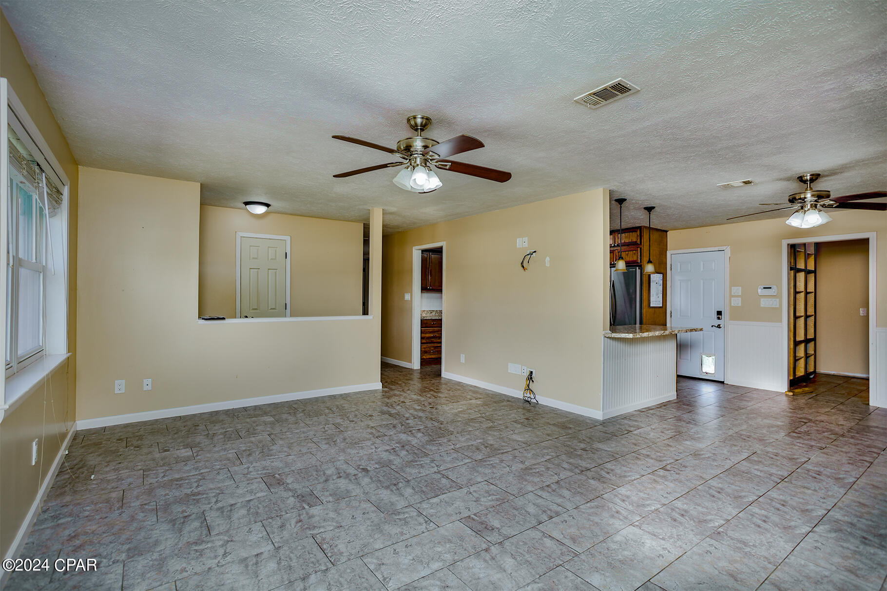 8038 Willow Road