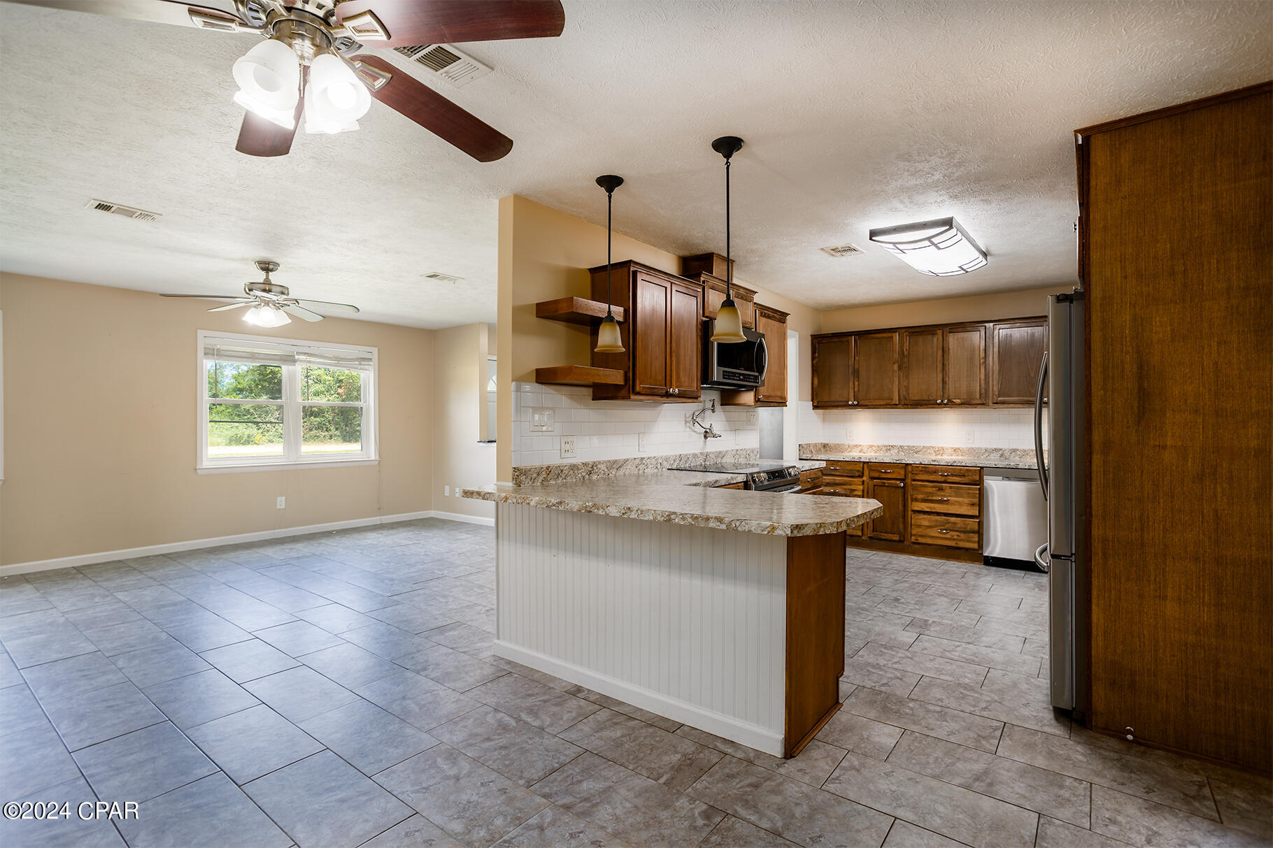 8038 Willow Road