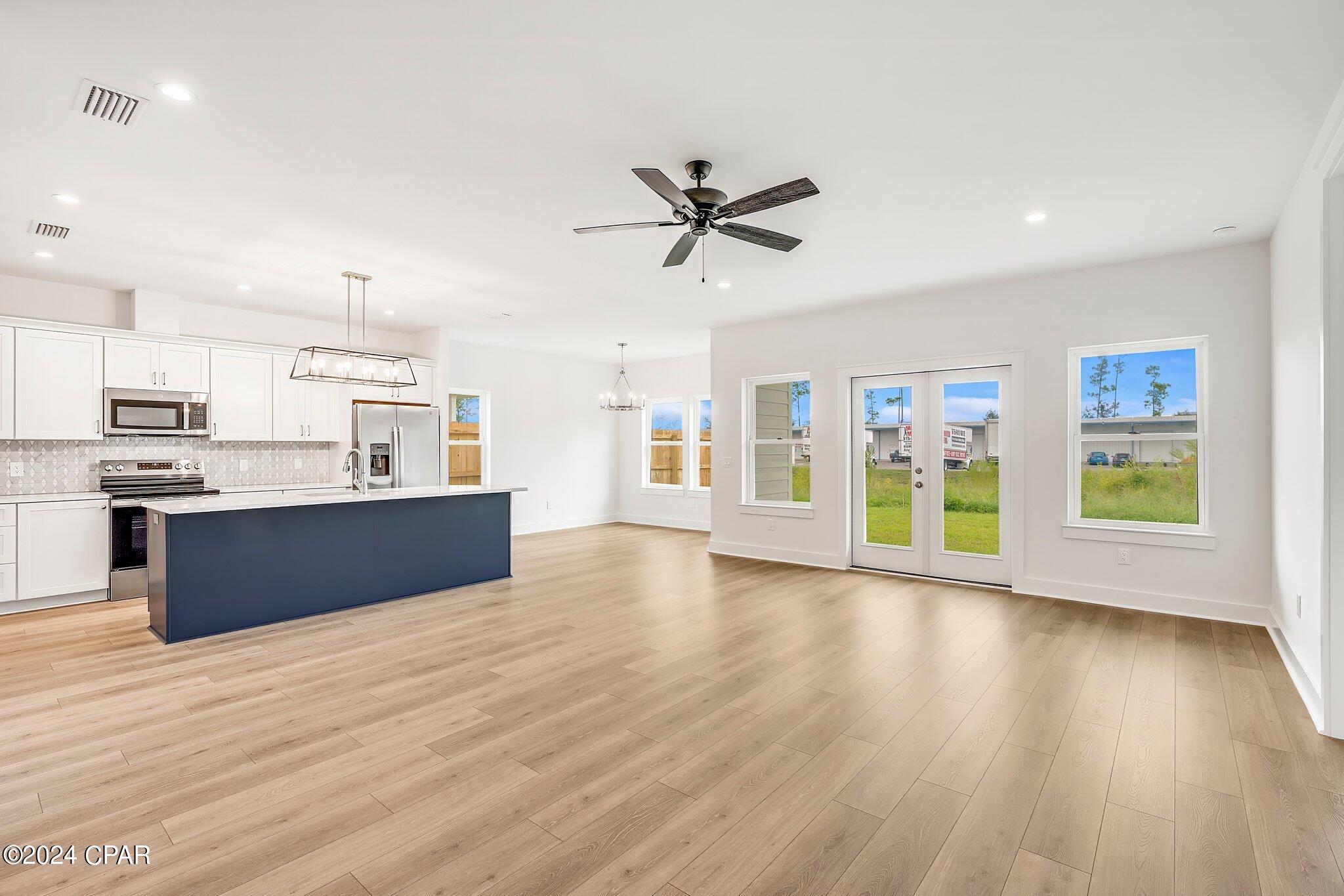 1306 W 30th Street