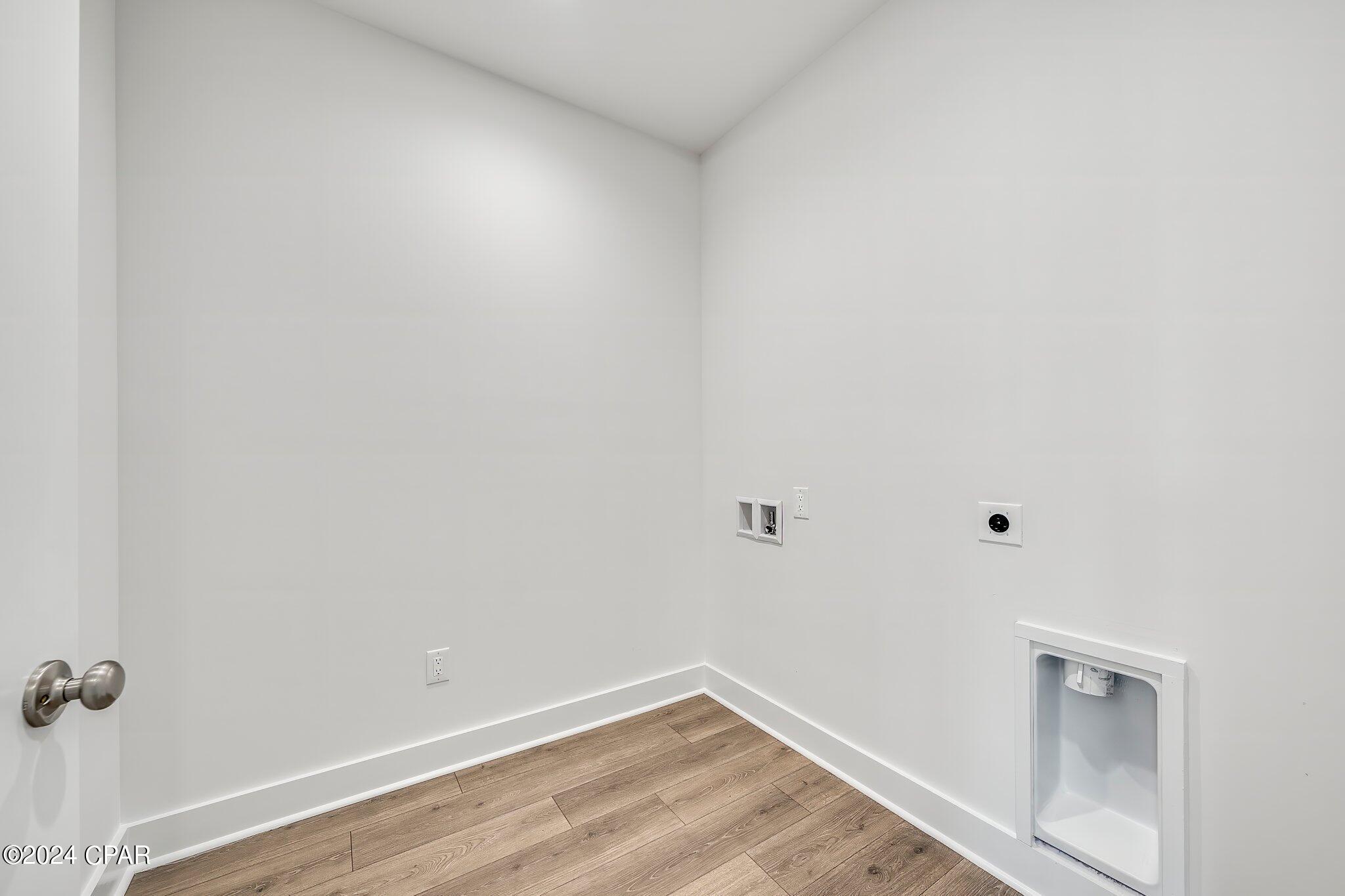 1306 W 30th Street