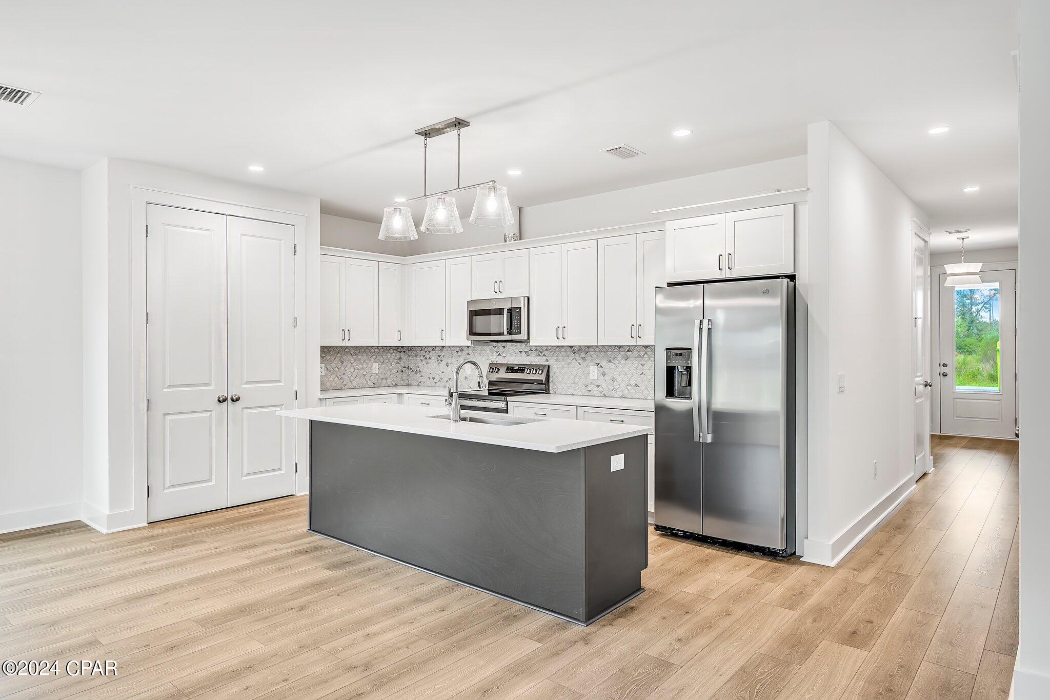 1304 W 30th Street