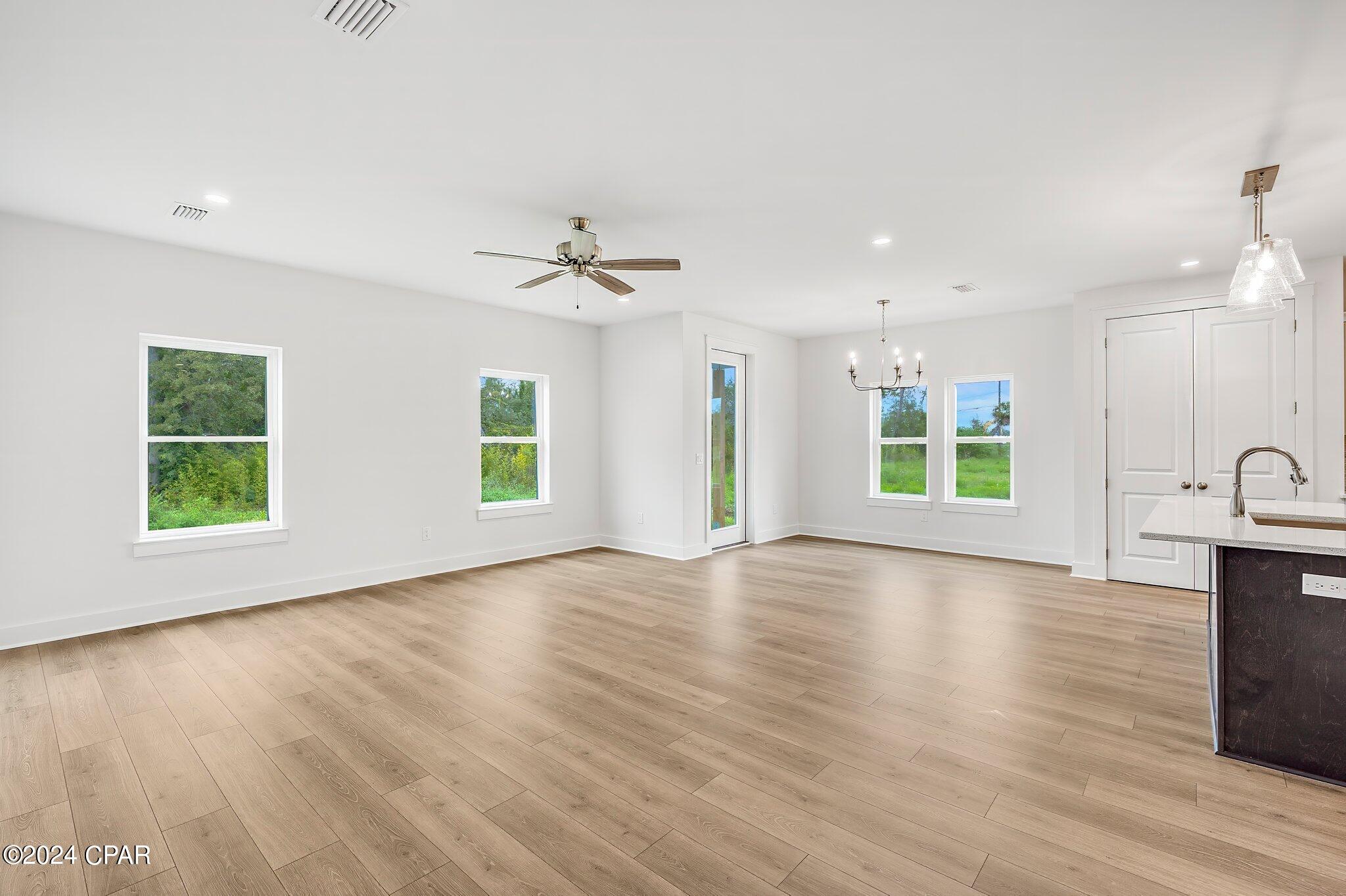 1304 W 30th Street