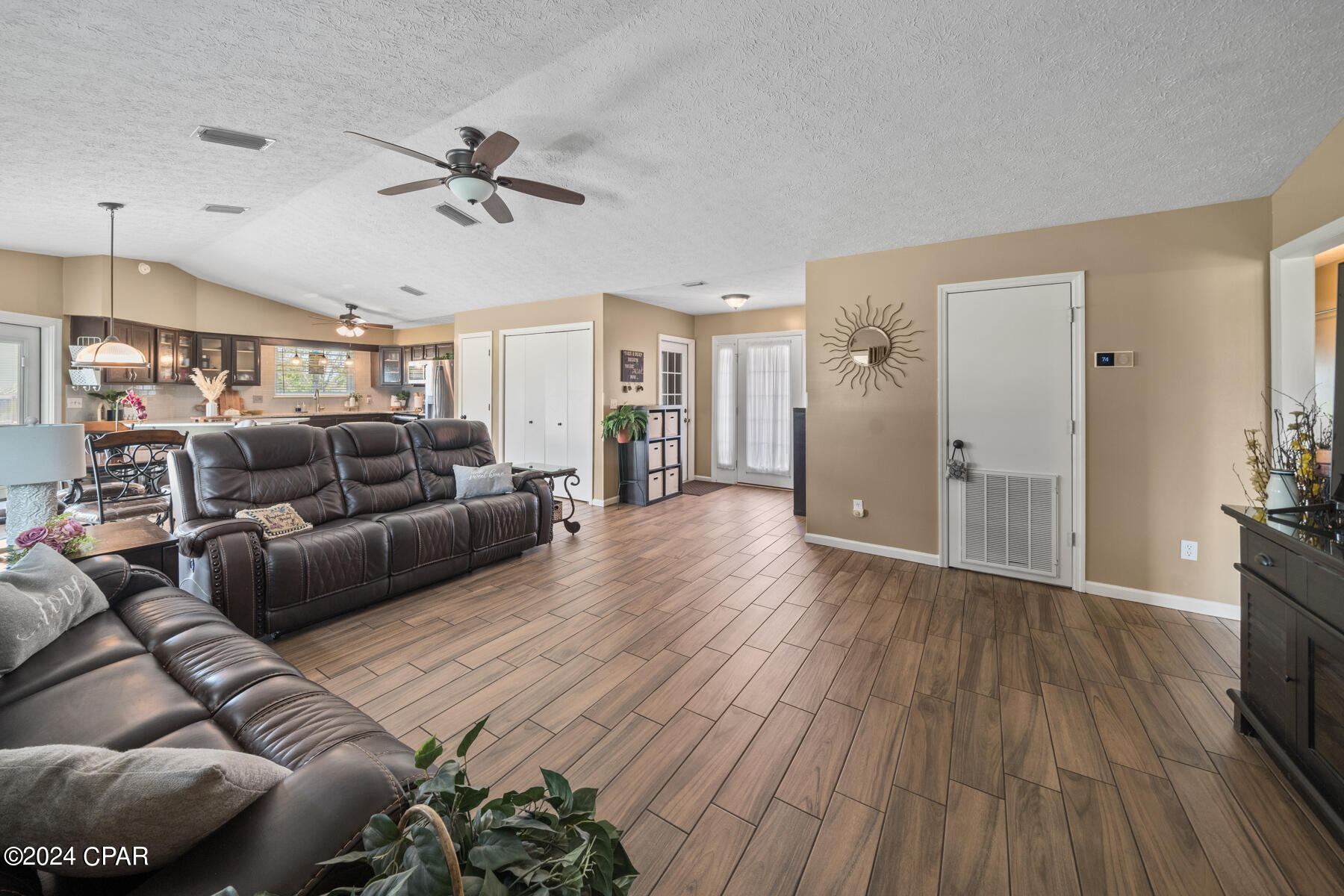 9162 Sunshine Drive