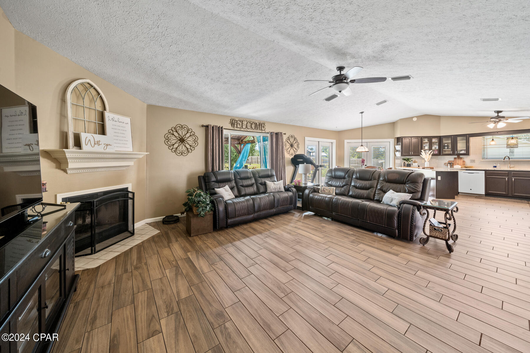 9162 Sunshine Drive