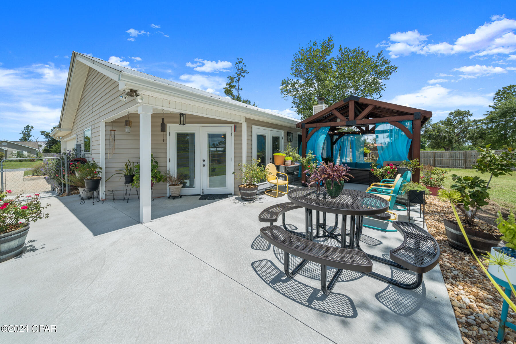 9162 Sunshine Drive