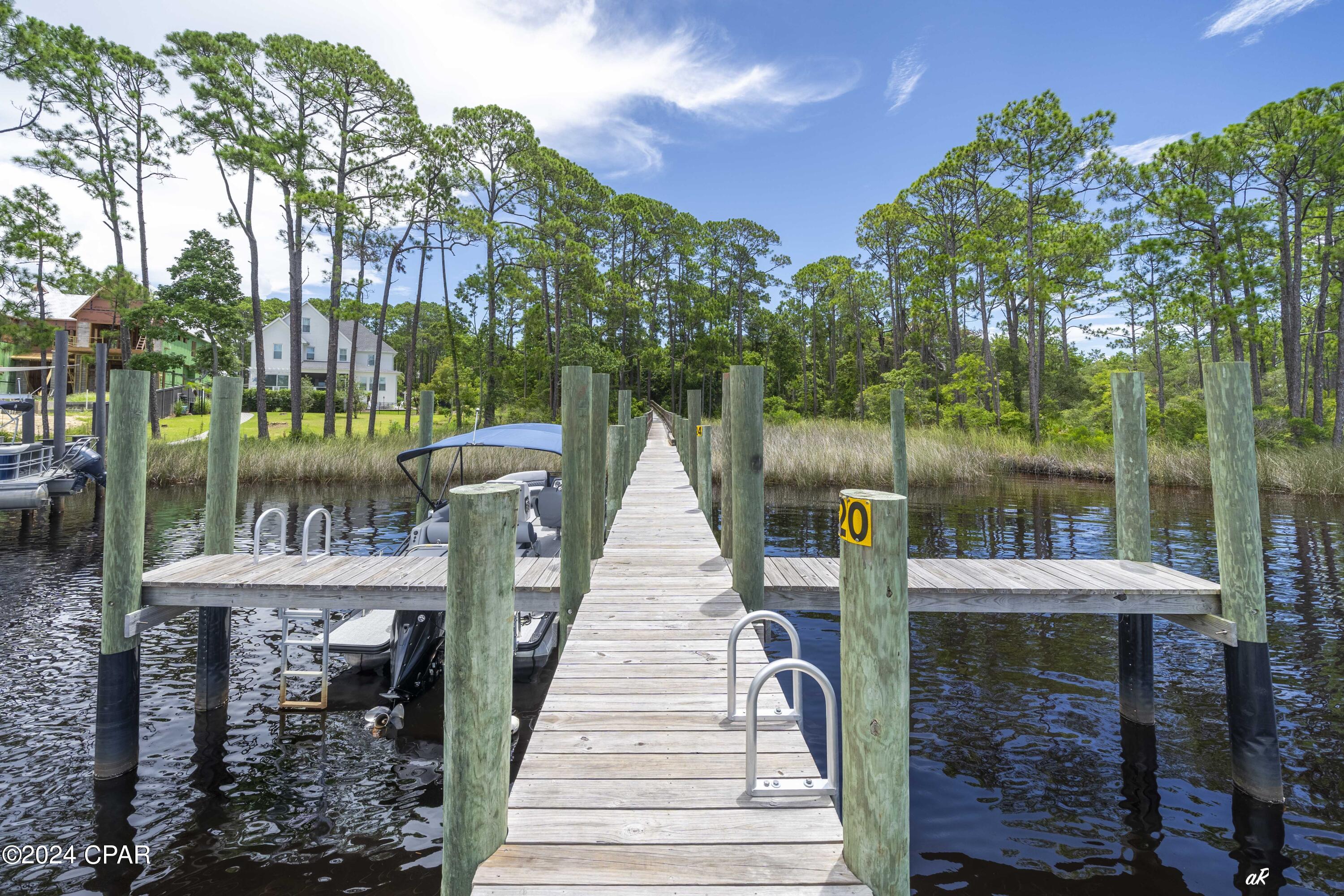 728 Wild Heron Way