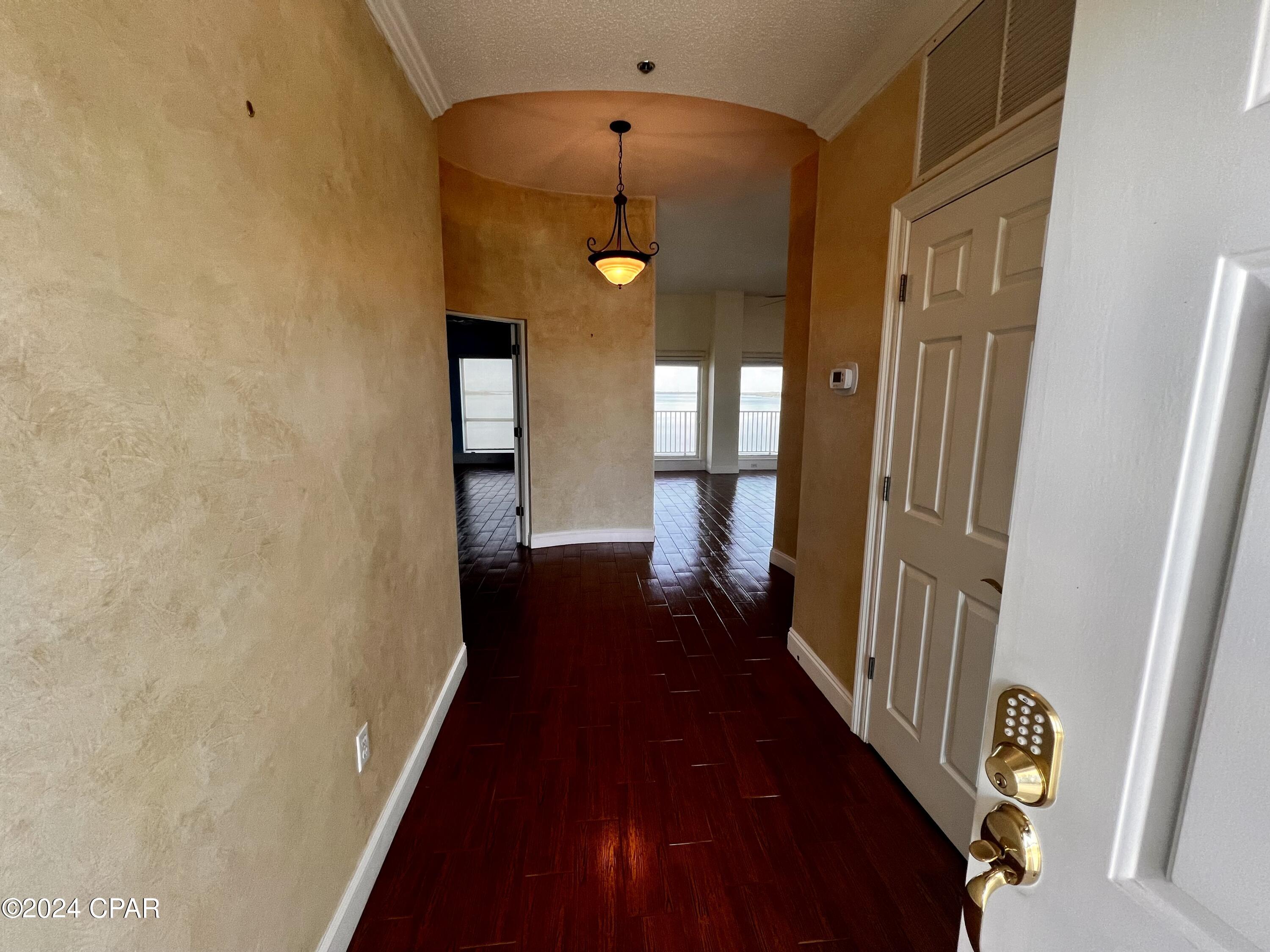 1600 Marina Bay Drive 807