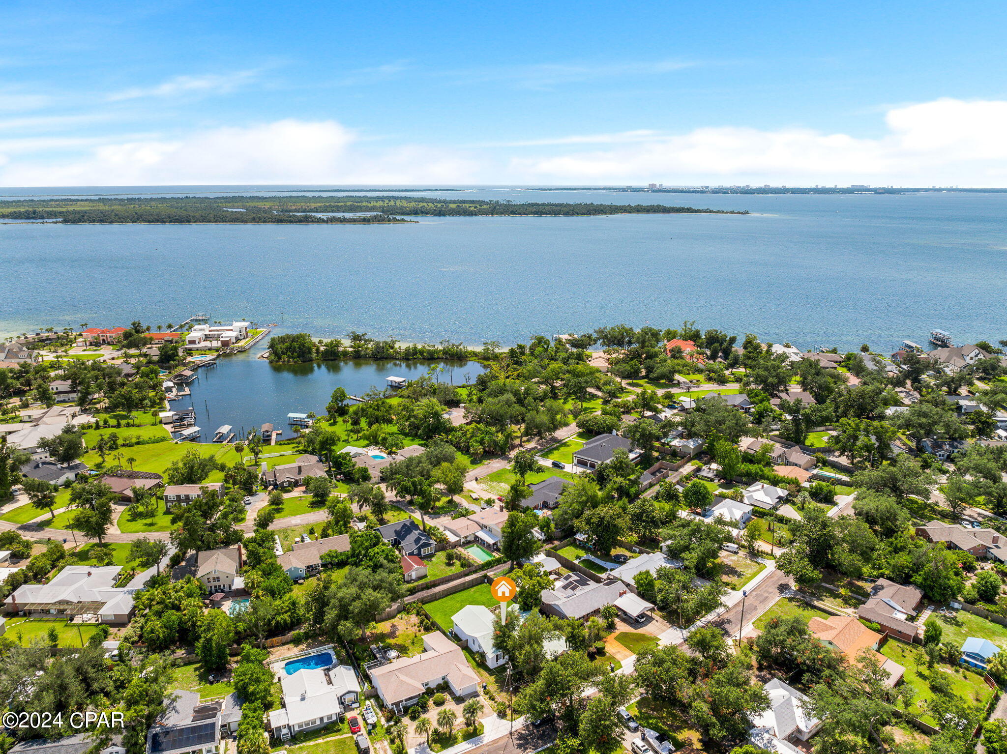 415 S Macarthur Avenue