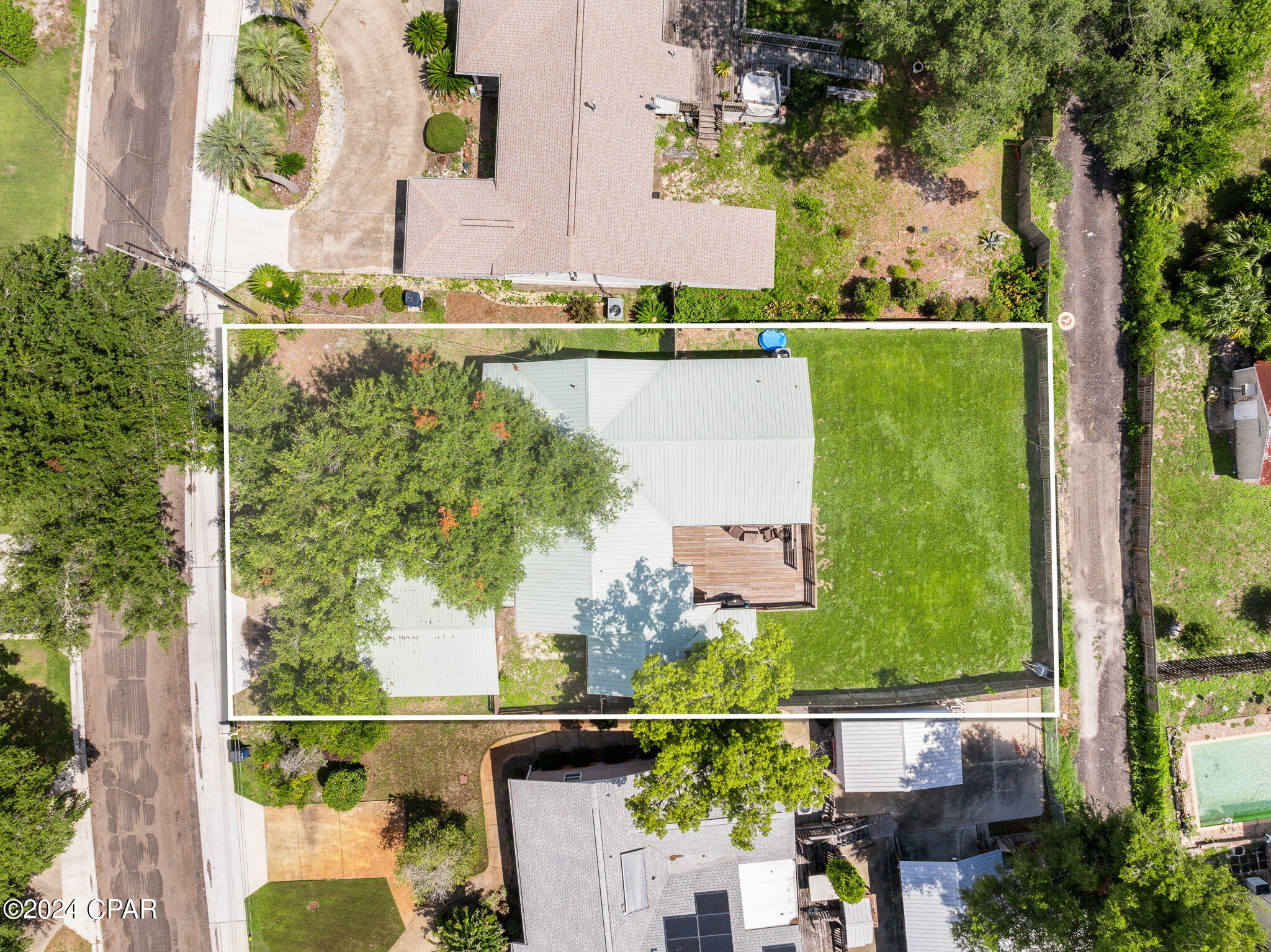 415 S Macarthur Avenue