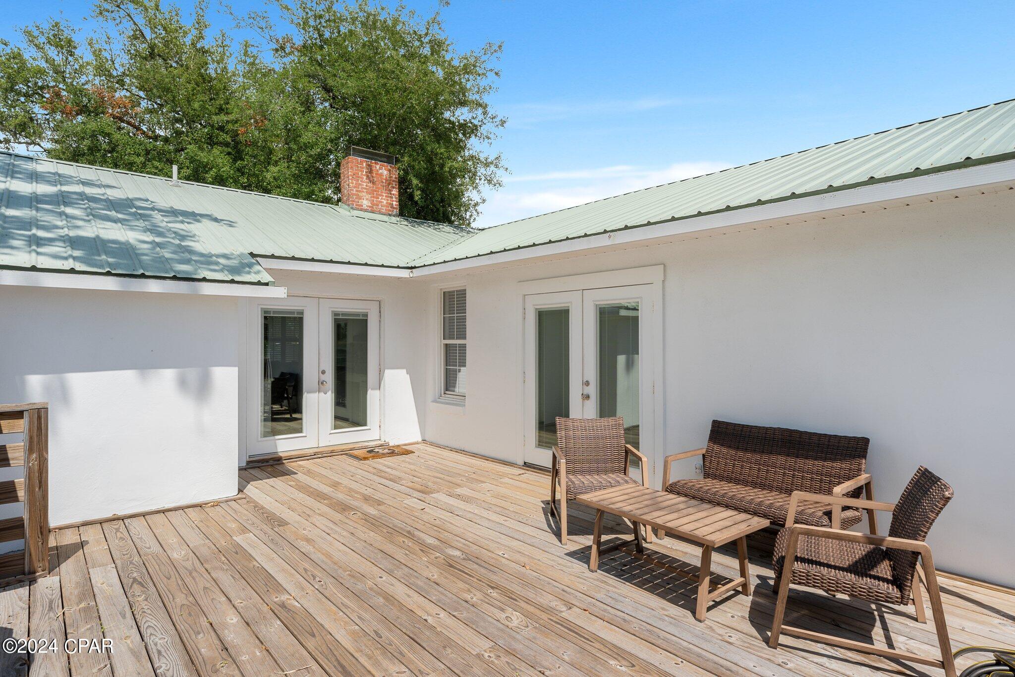 415 S Macarthur Avenue