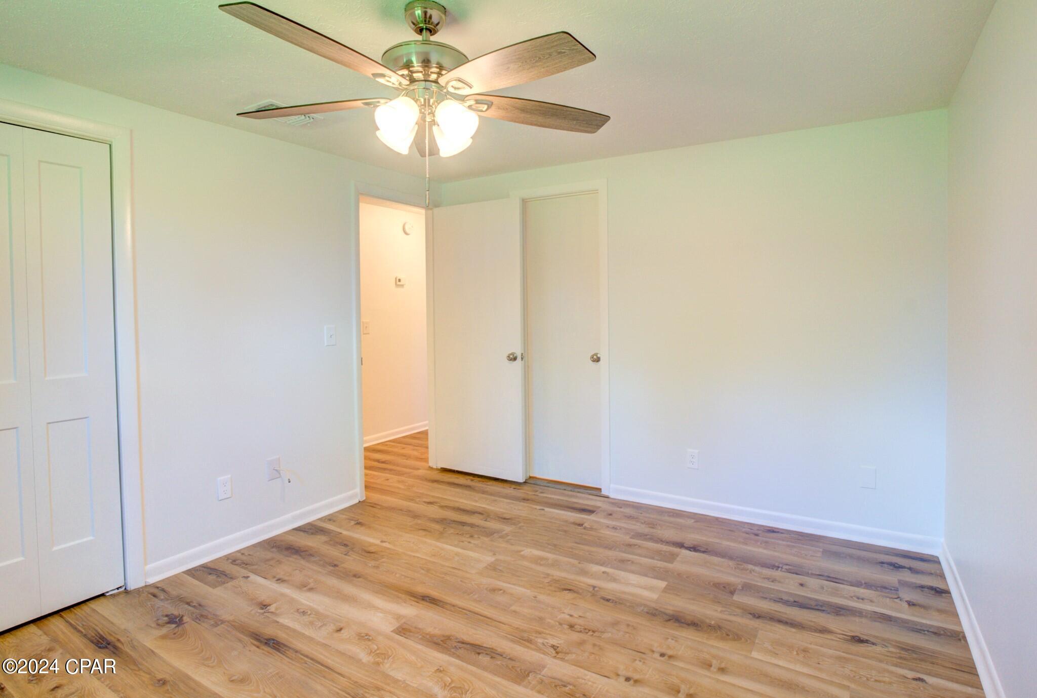 1025 Bradford Circle