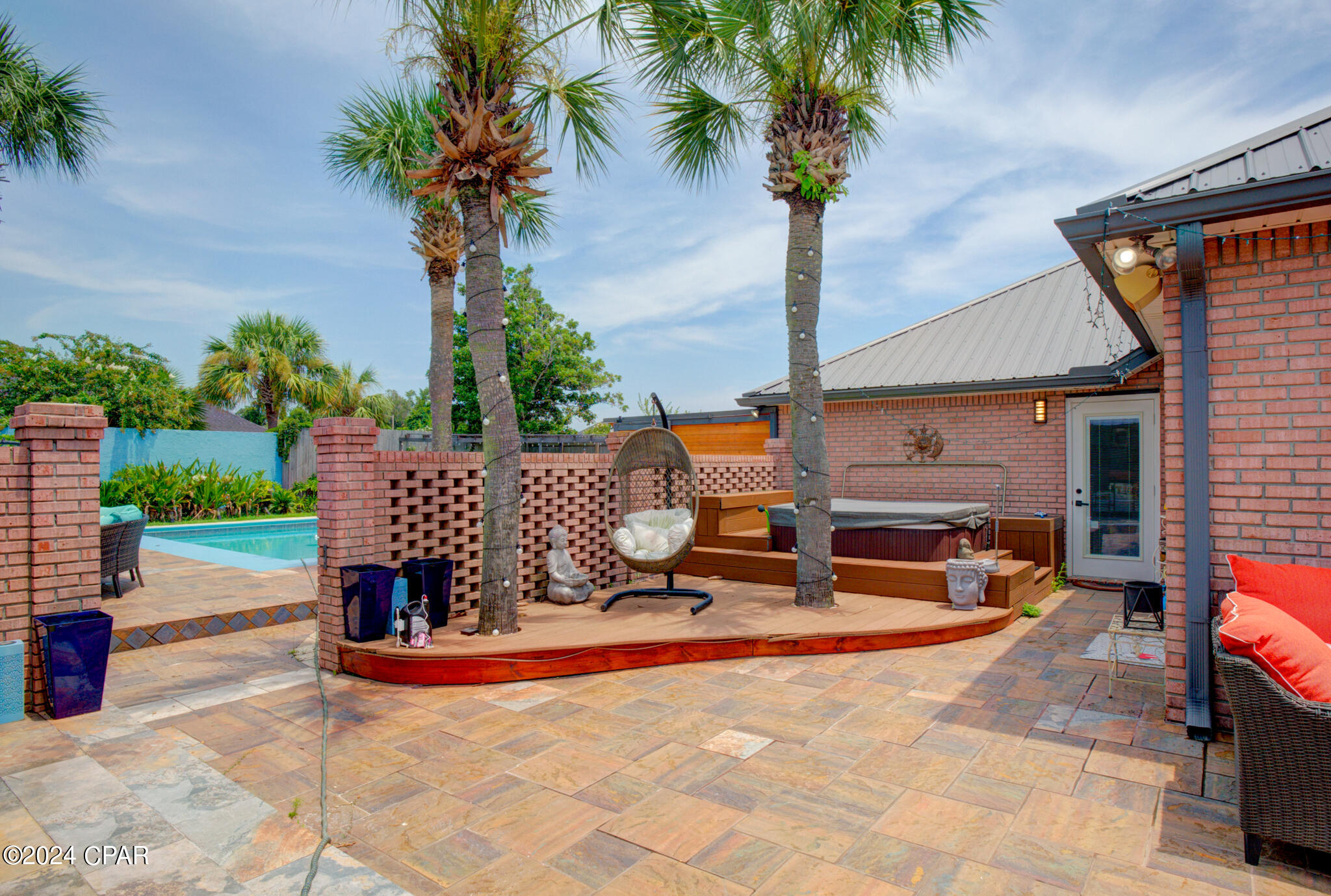 503 Parkwood Drive