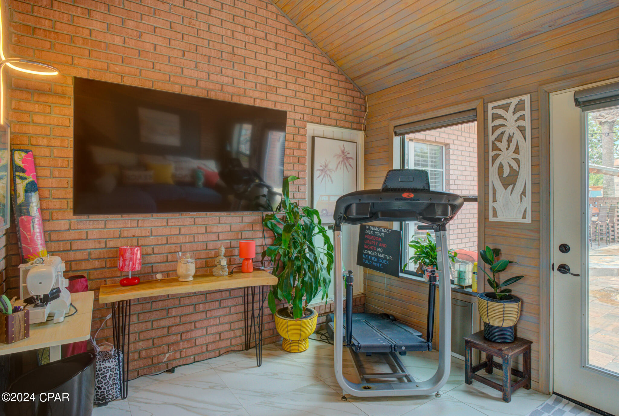 503 Parkwood Drive