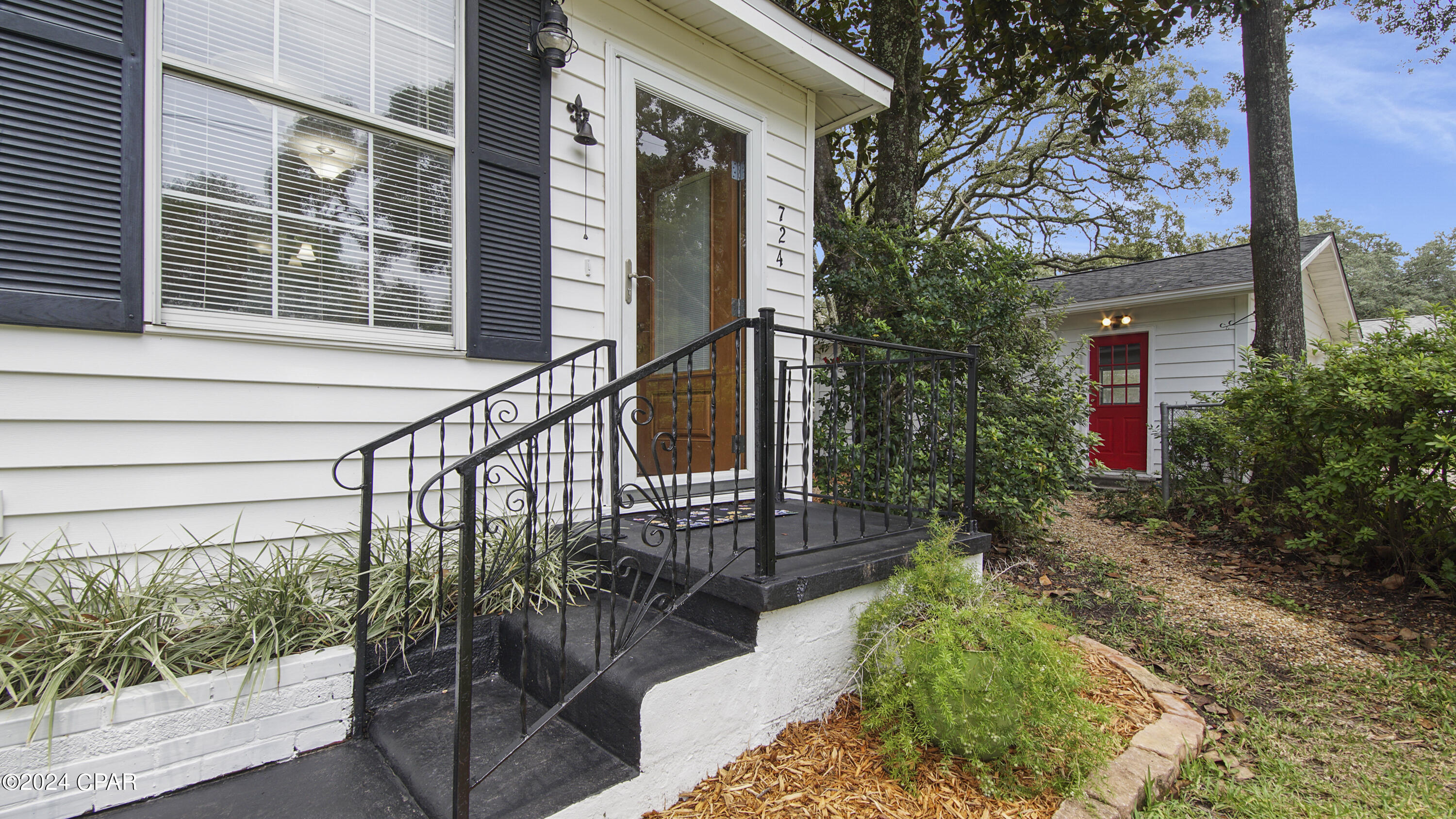 724 Powell Dr Drive