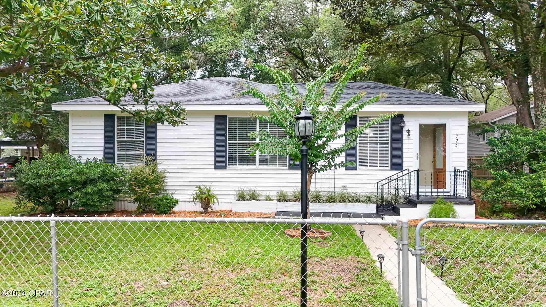 724 Powell Dr Drive