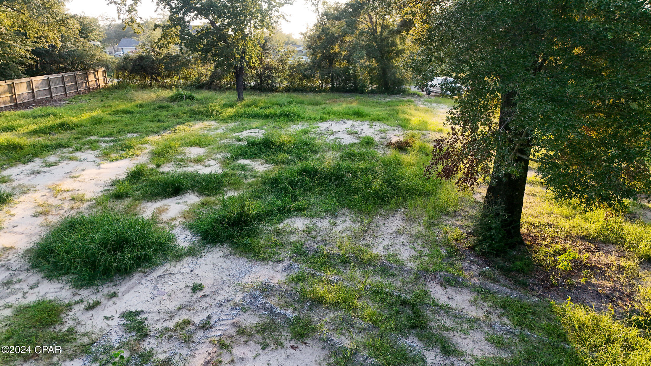 8912 Kingswood Road Road