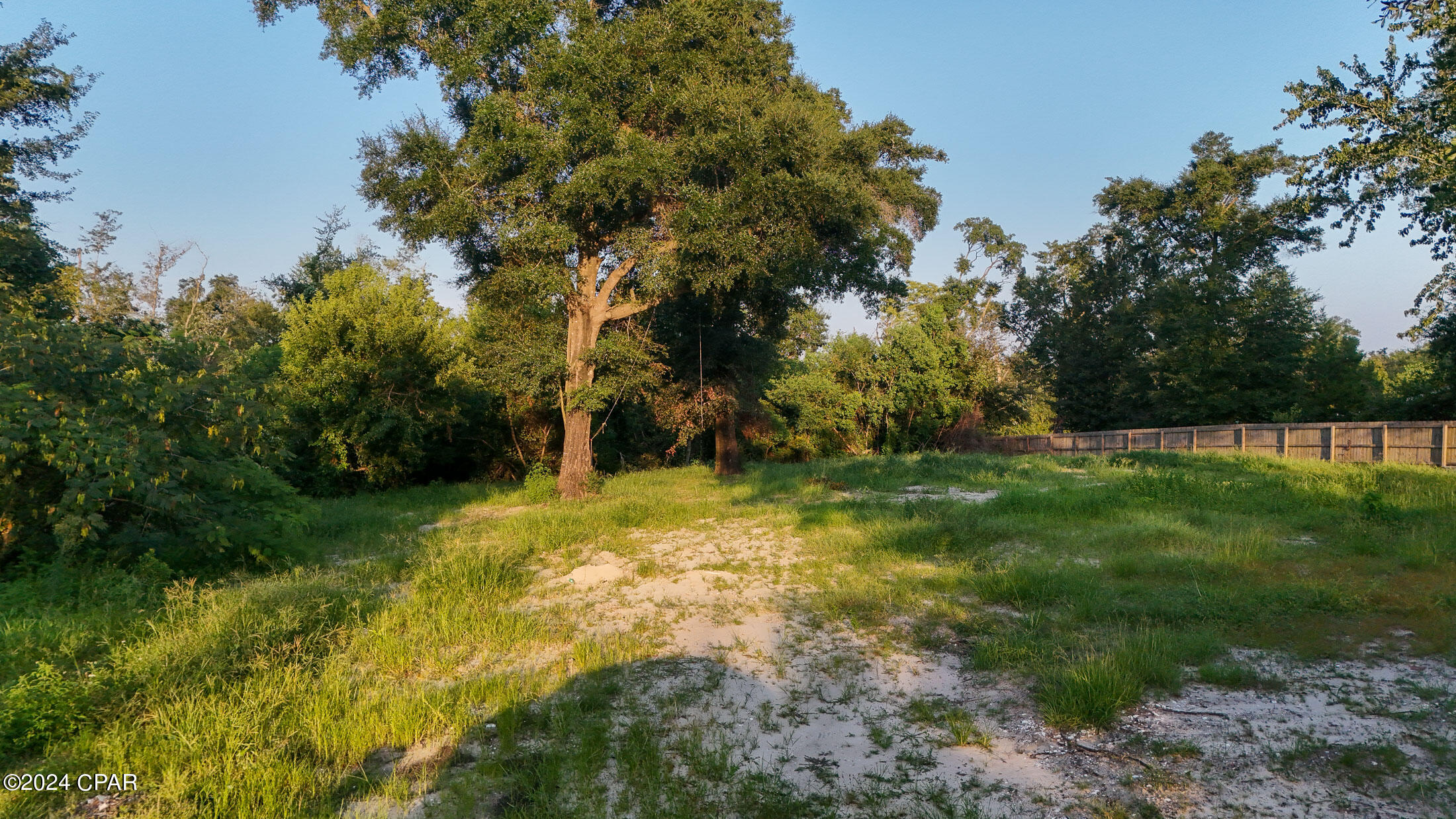 8912 Kingswood Road Road