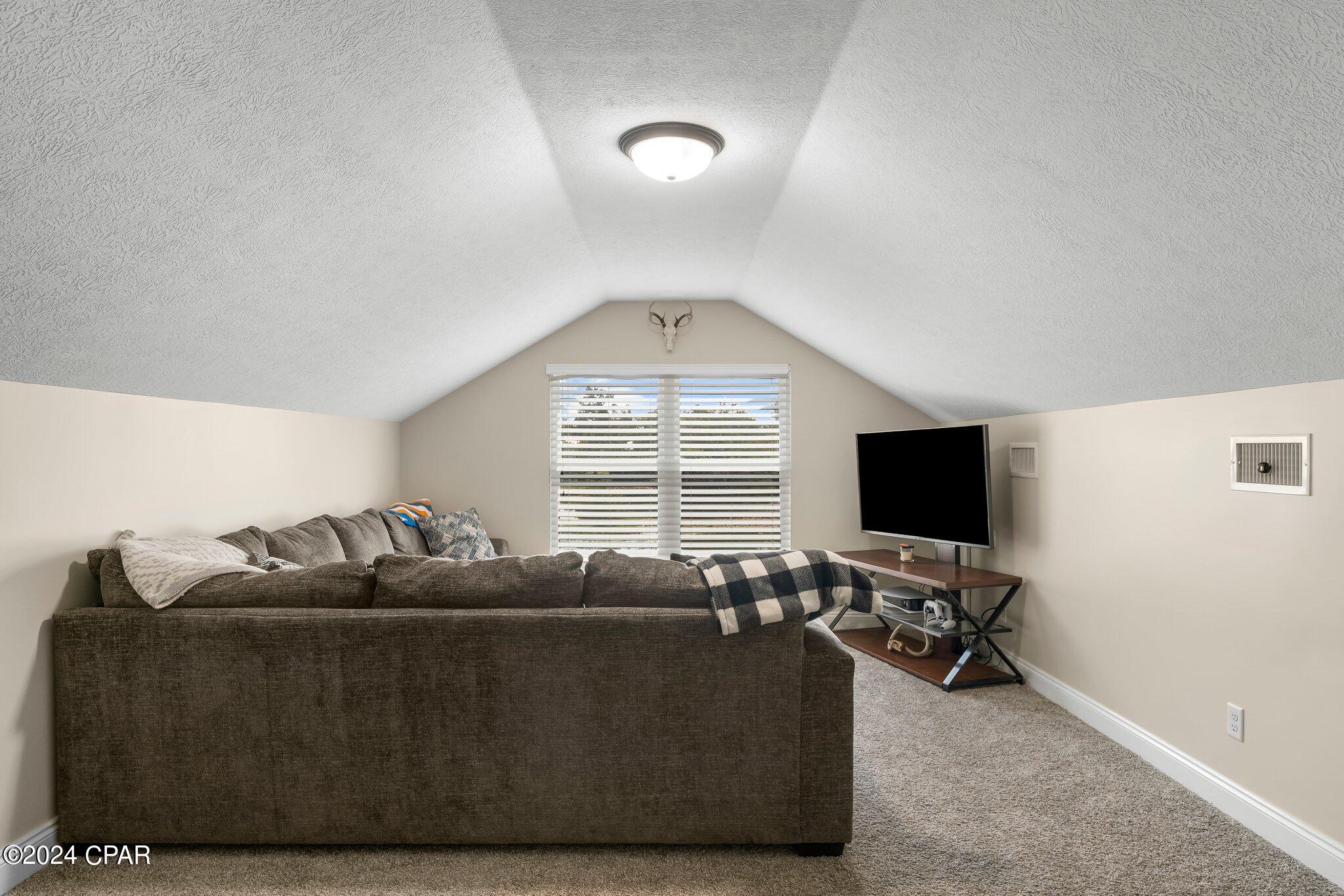 6105 Edith Stephens Drive