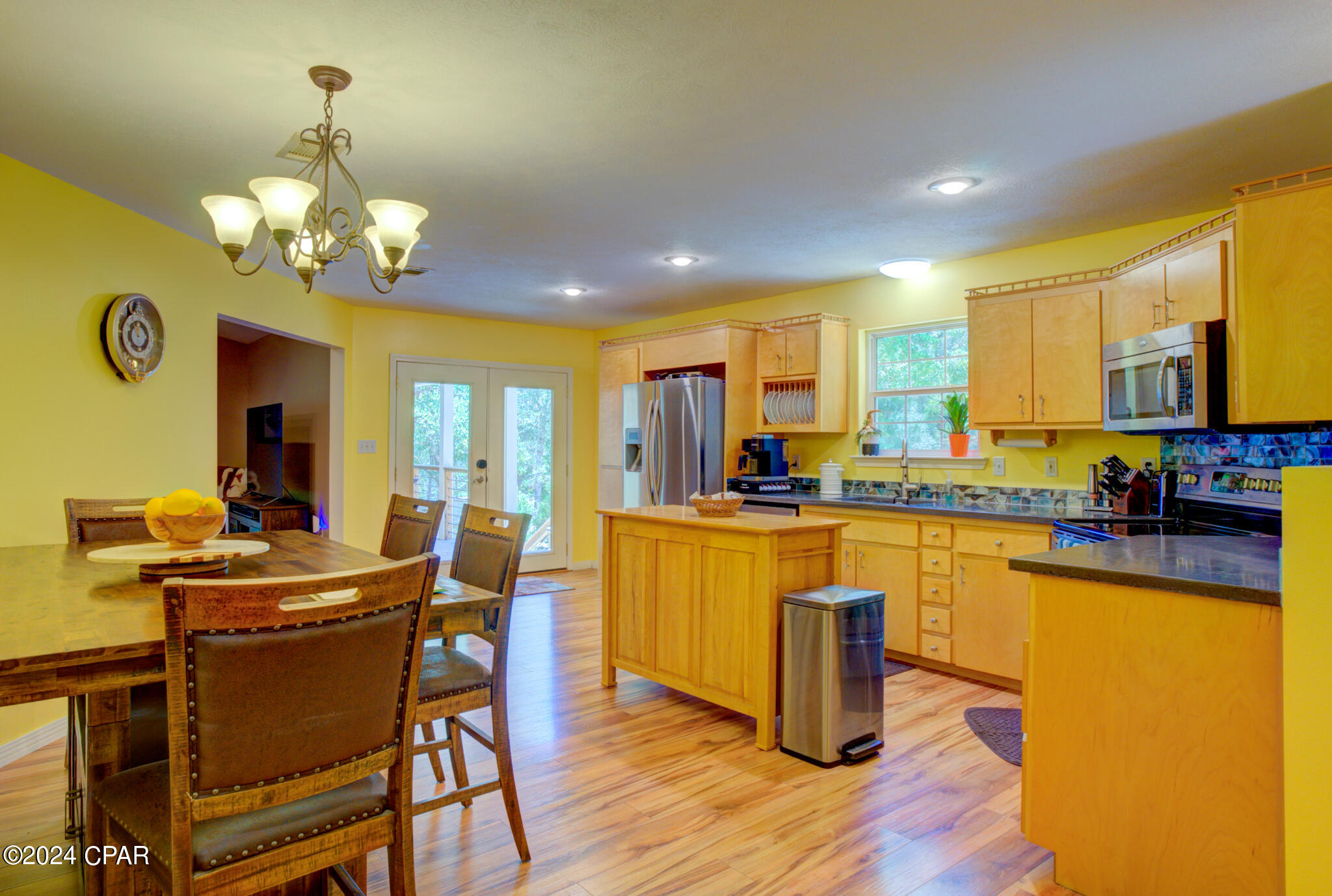 3525 Quail Ridge Drive Drive