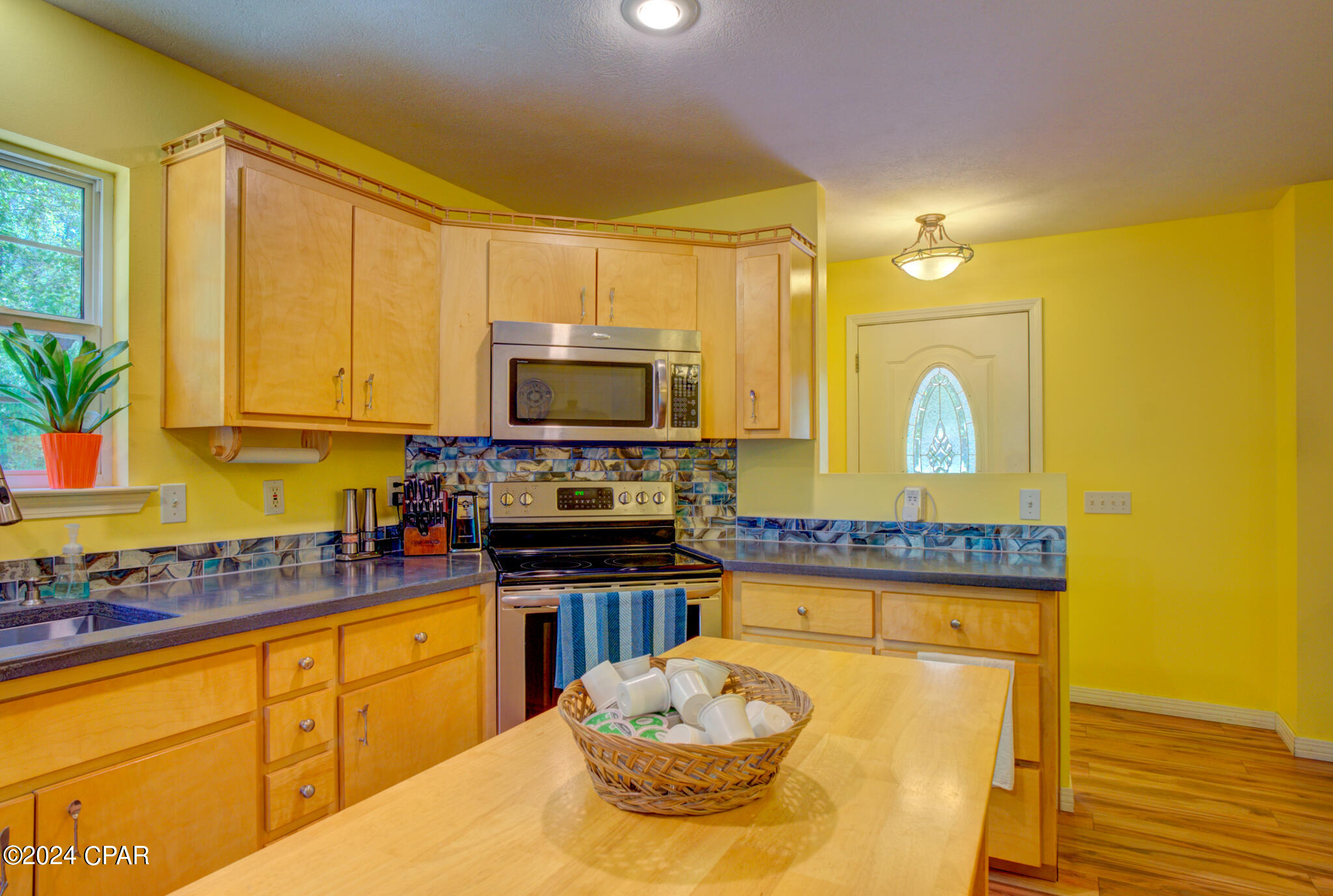 3525 Quail Ridge Drive Drive