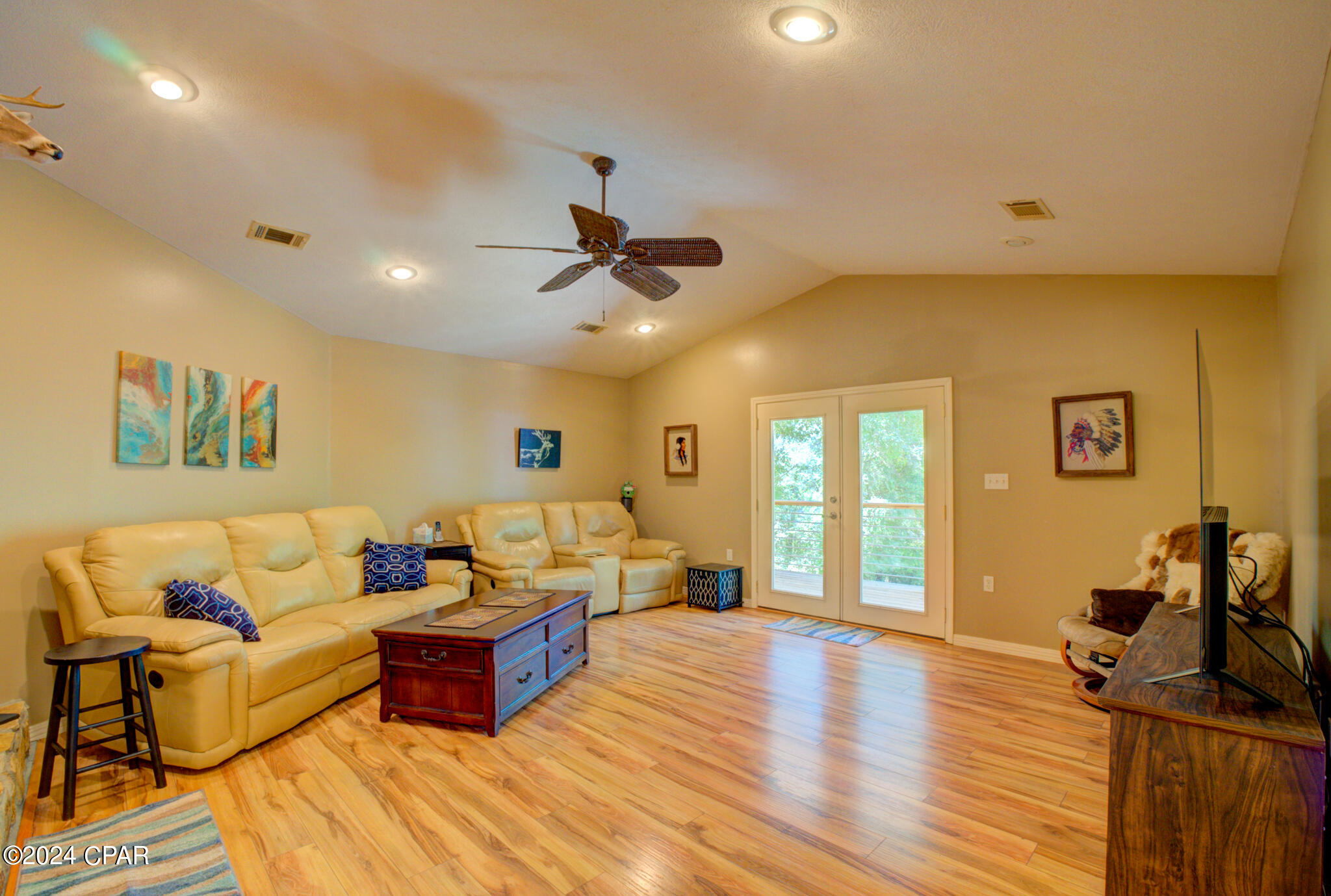 3525 Quail Ridge Drive Drive