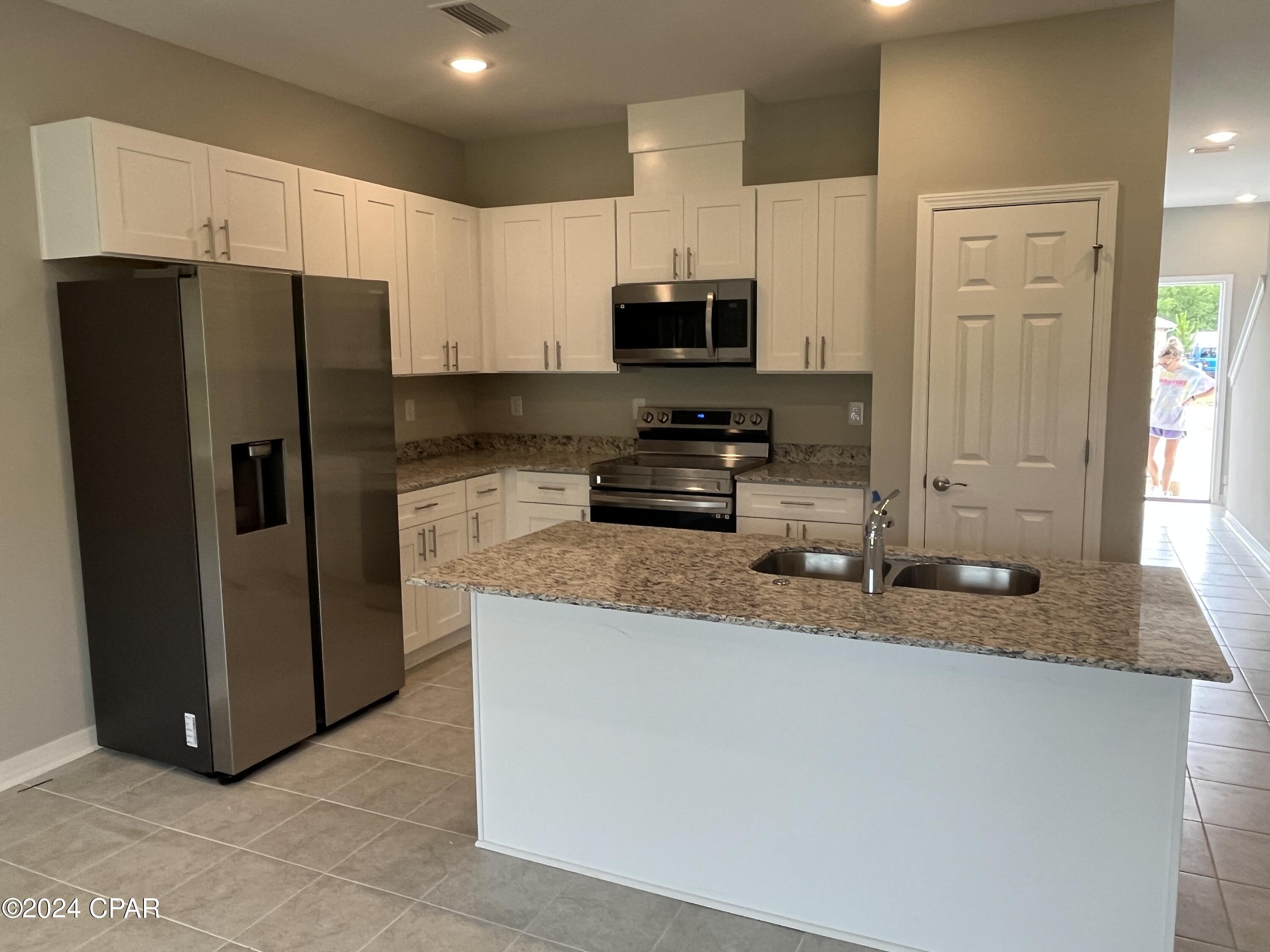 2015 Dorothy Avenue B