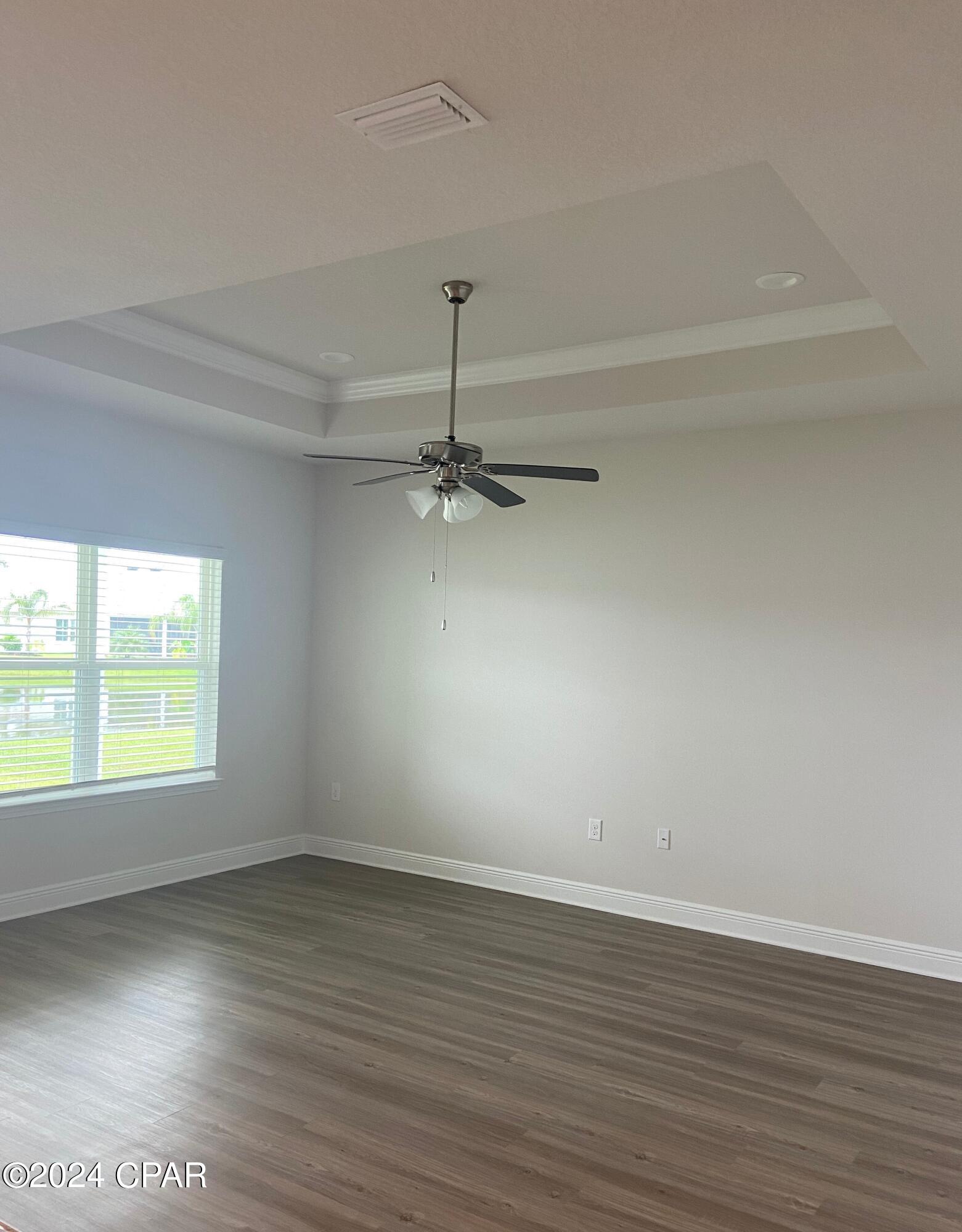 315 Moonraker Circle