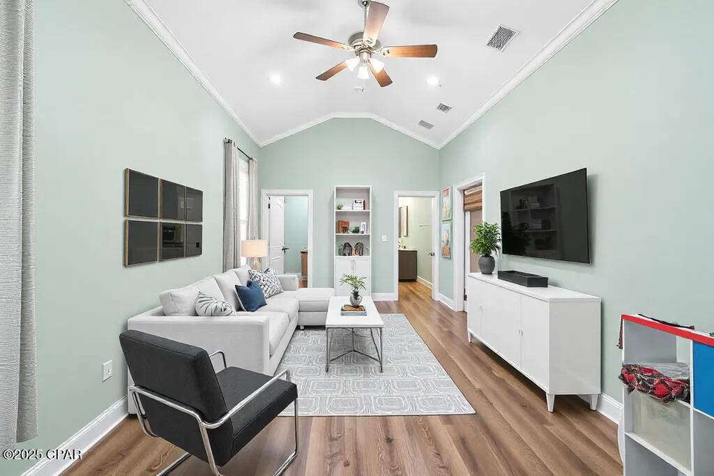 138 White Oaks Boulevard