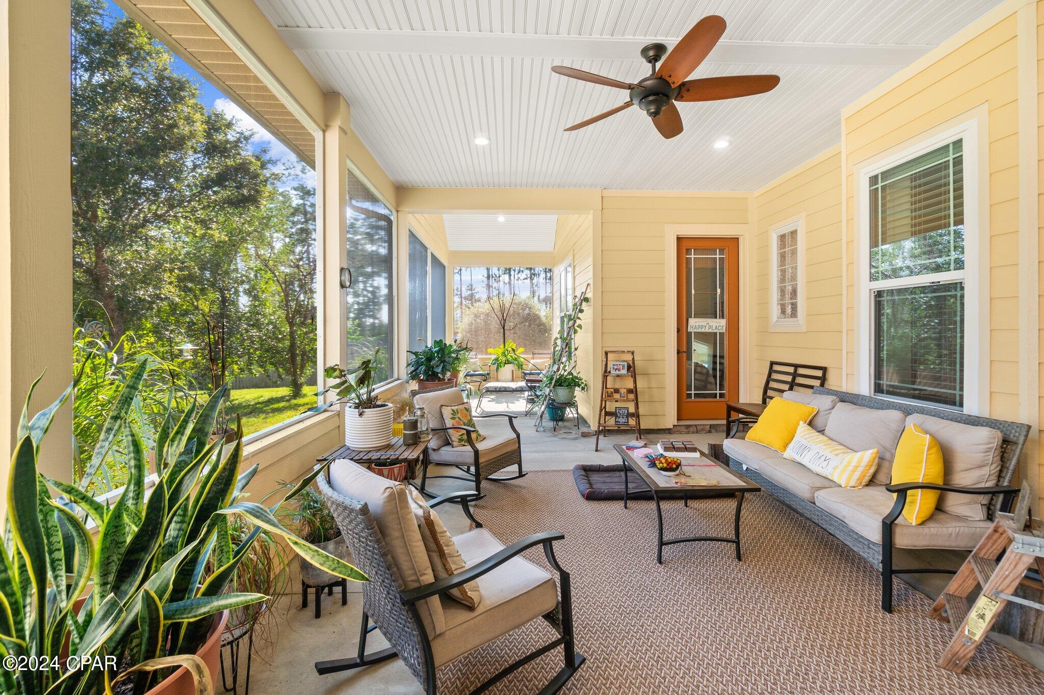 138 White Oaks Boulevard