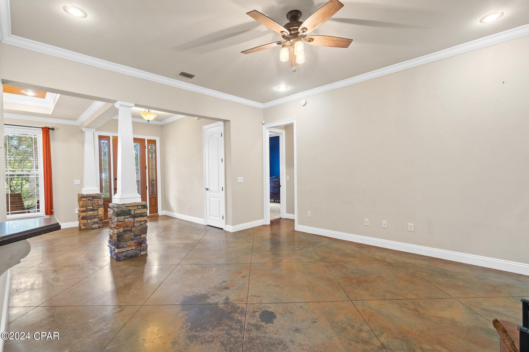 138 White Oaks Boulevard