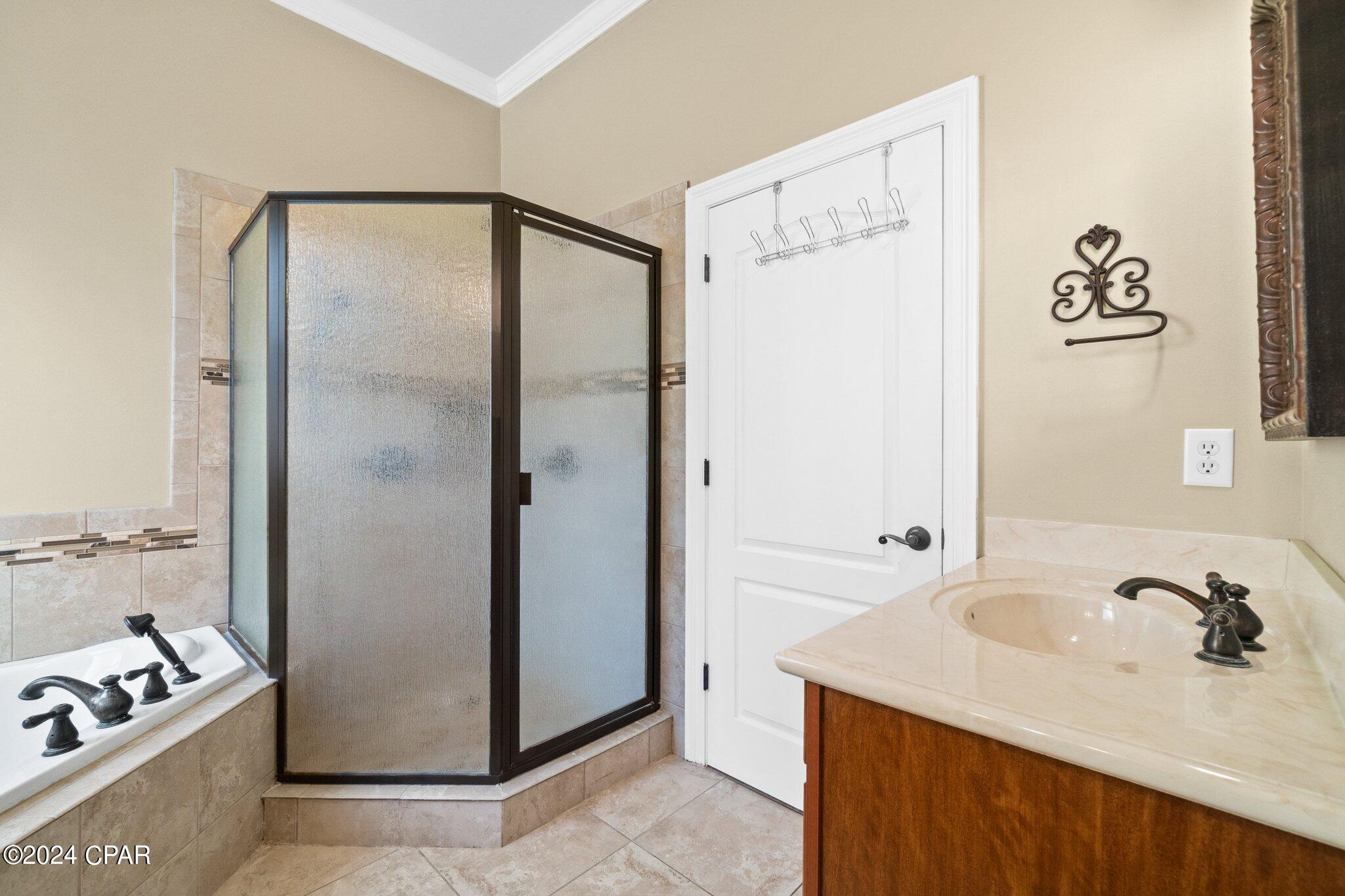 138 White Oaks Boulevard