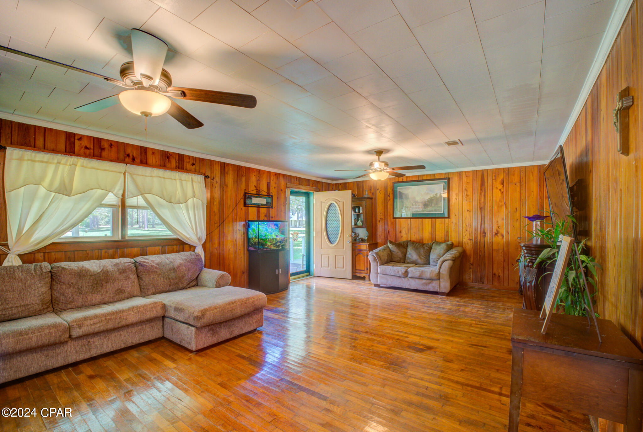 4135 Cliff Road