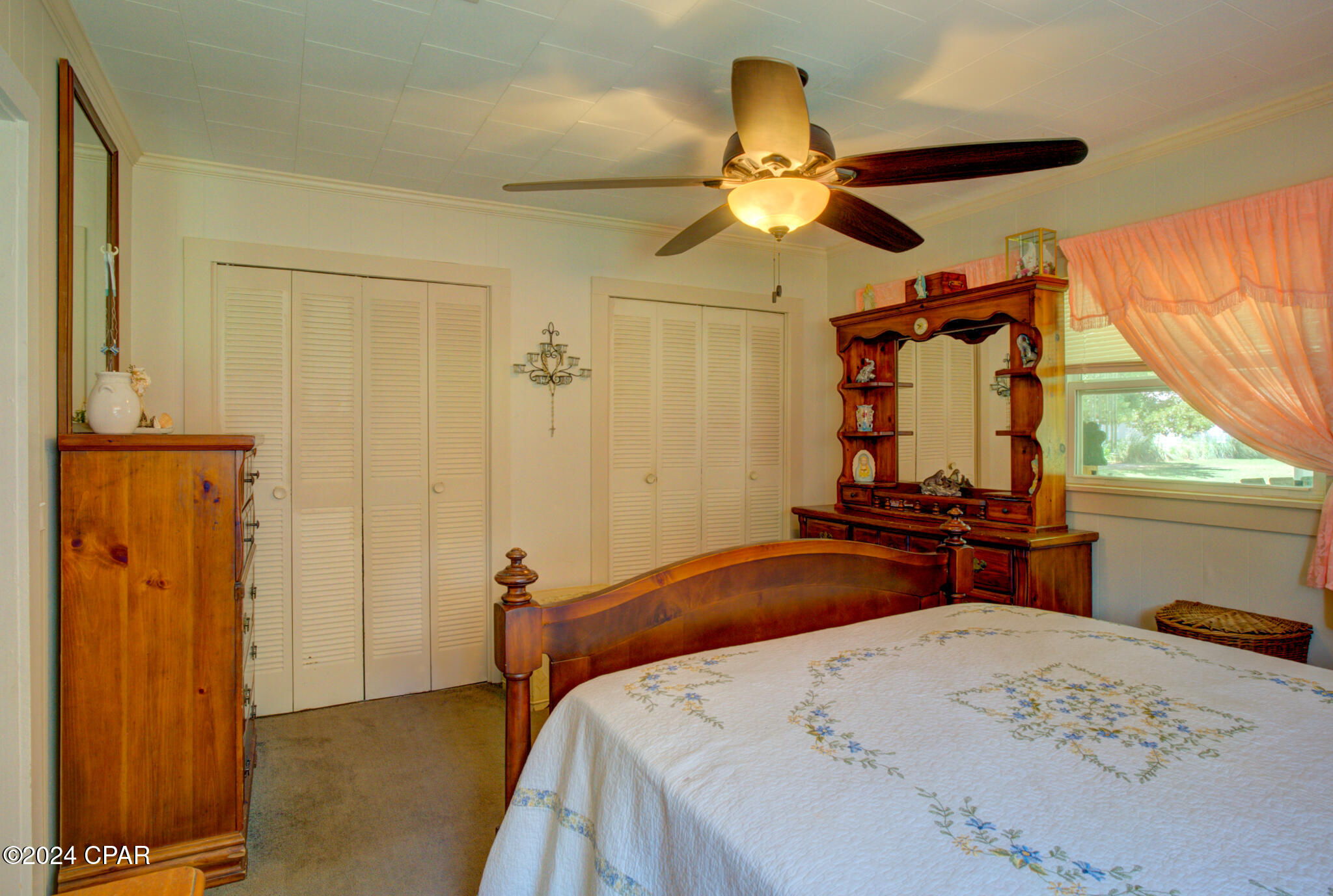 4135 Cliff Road