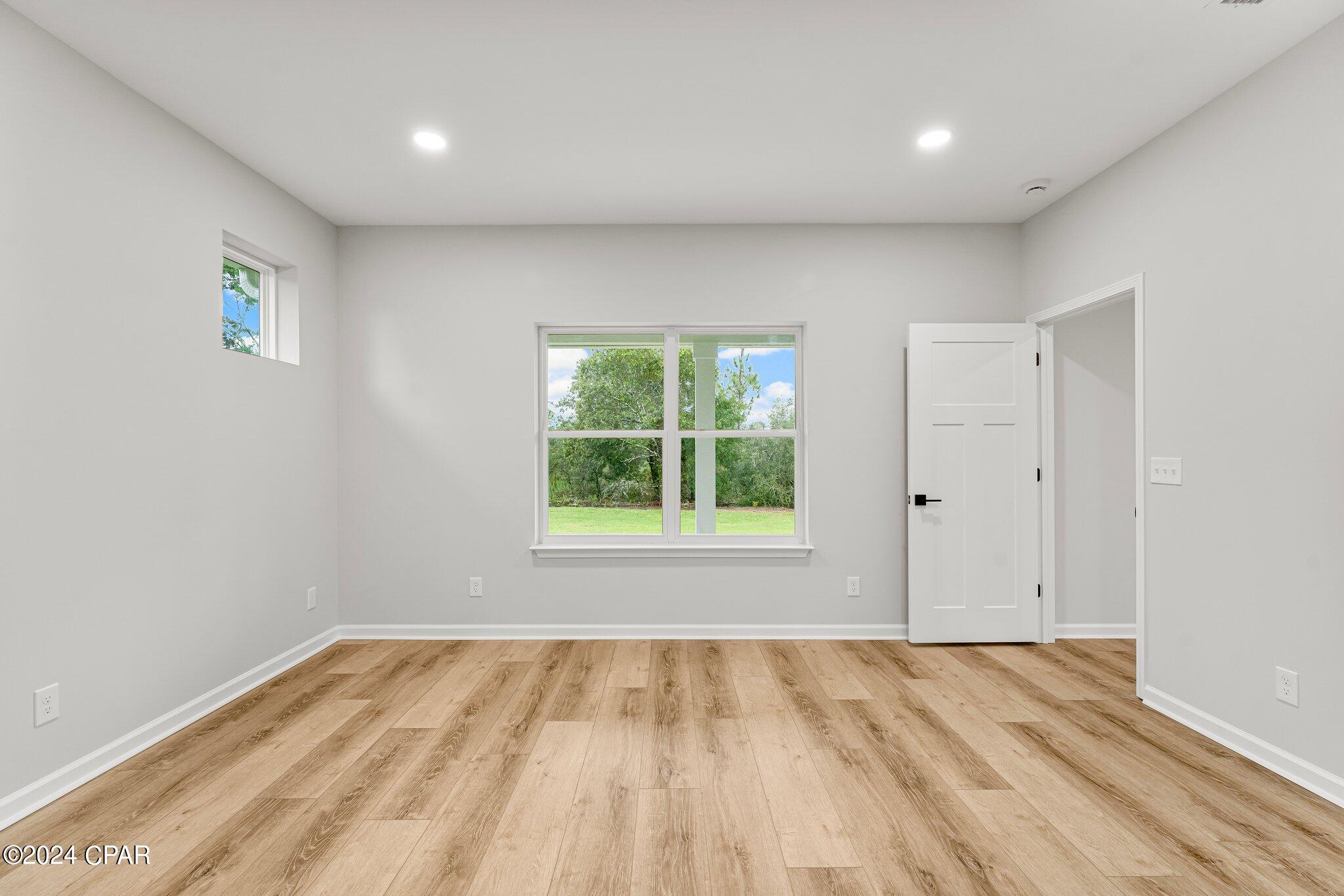 1107 Ainsworth