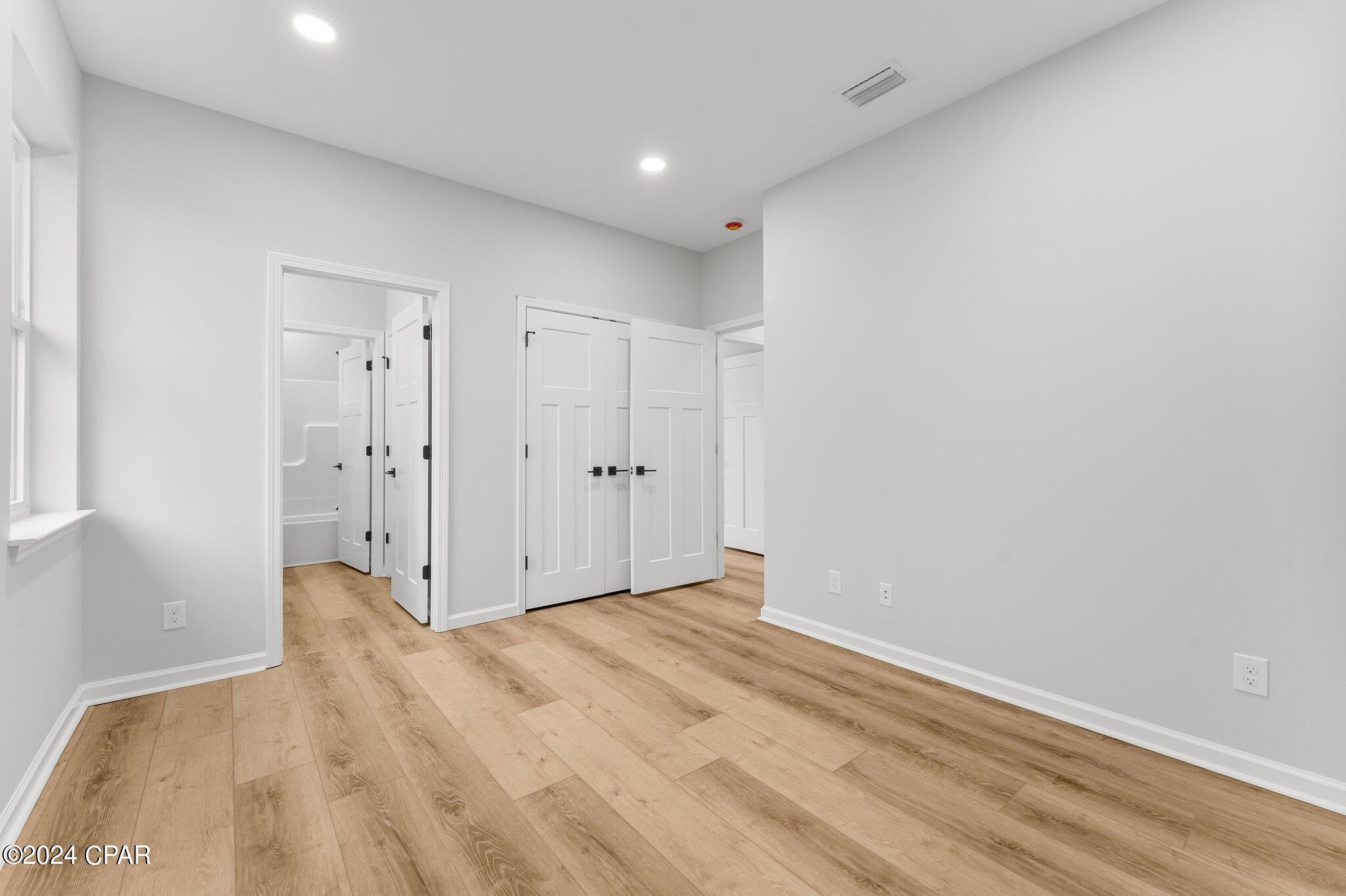 1107 Ainsworth