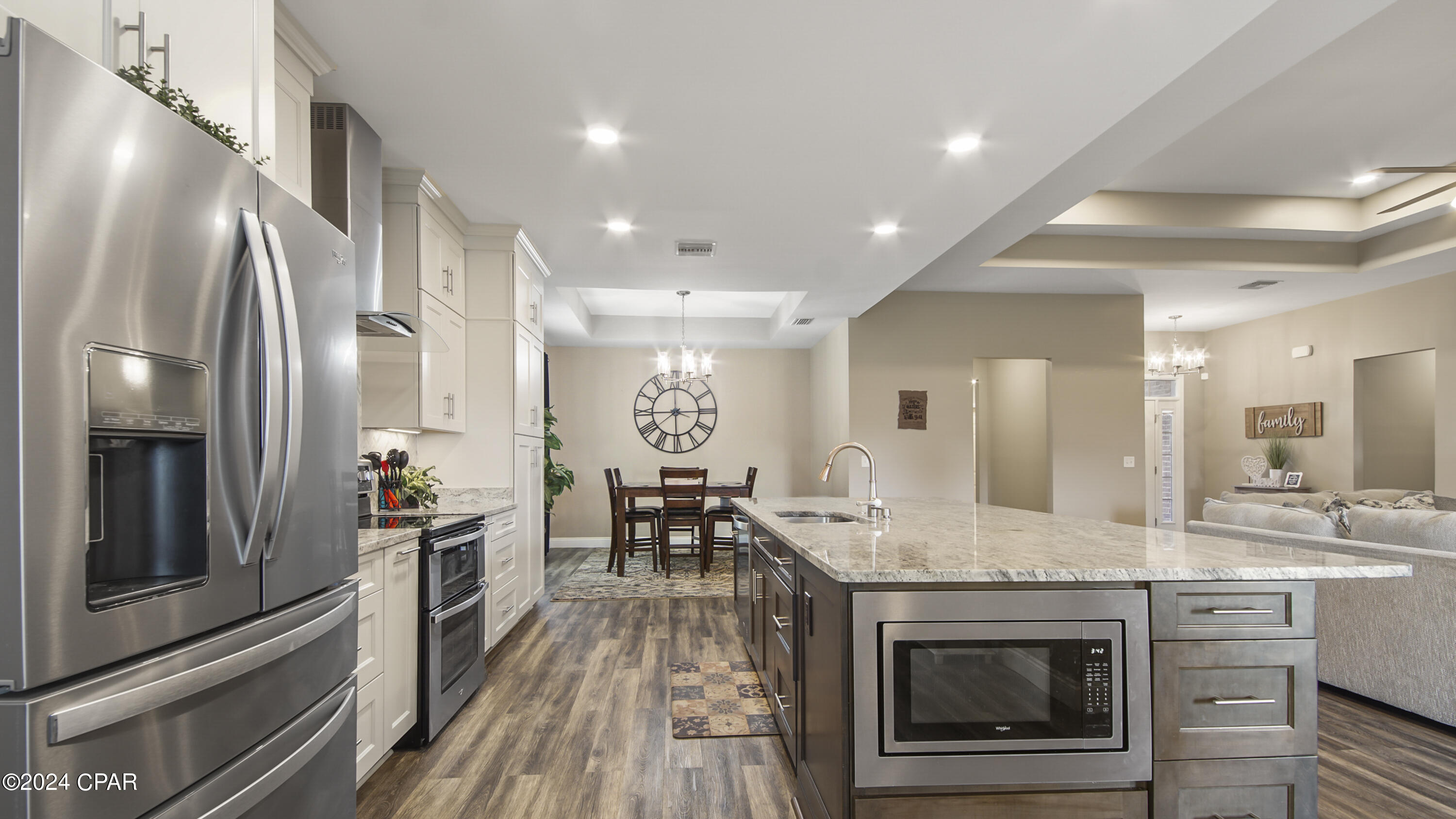 3832 Whitehead Boulevard