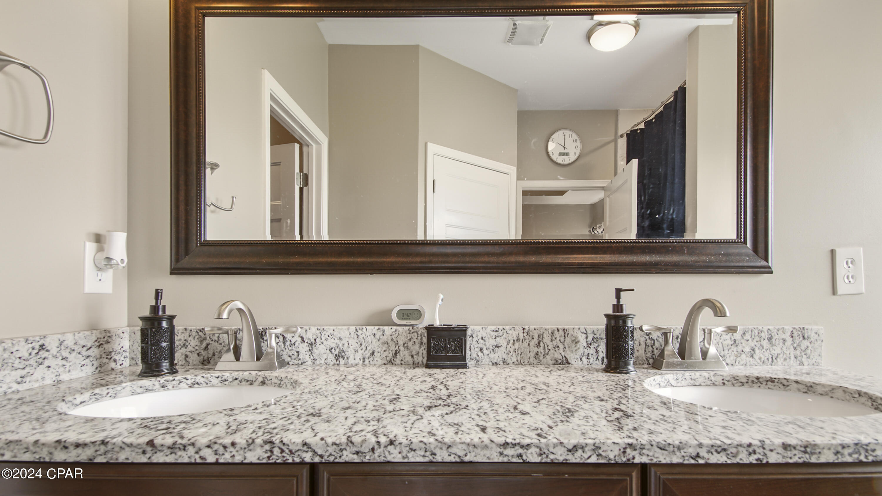 3832 Whitehead Boulevard