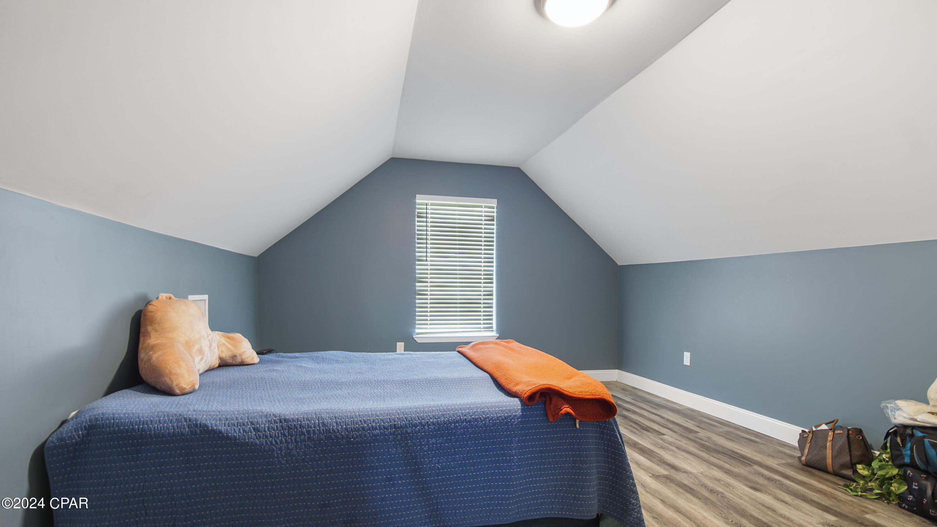 3832 Whitehead Boulevard