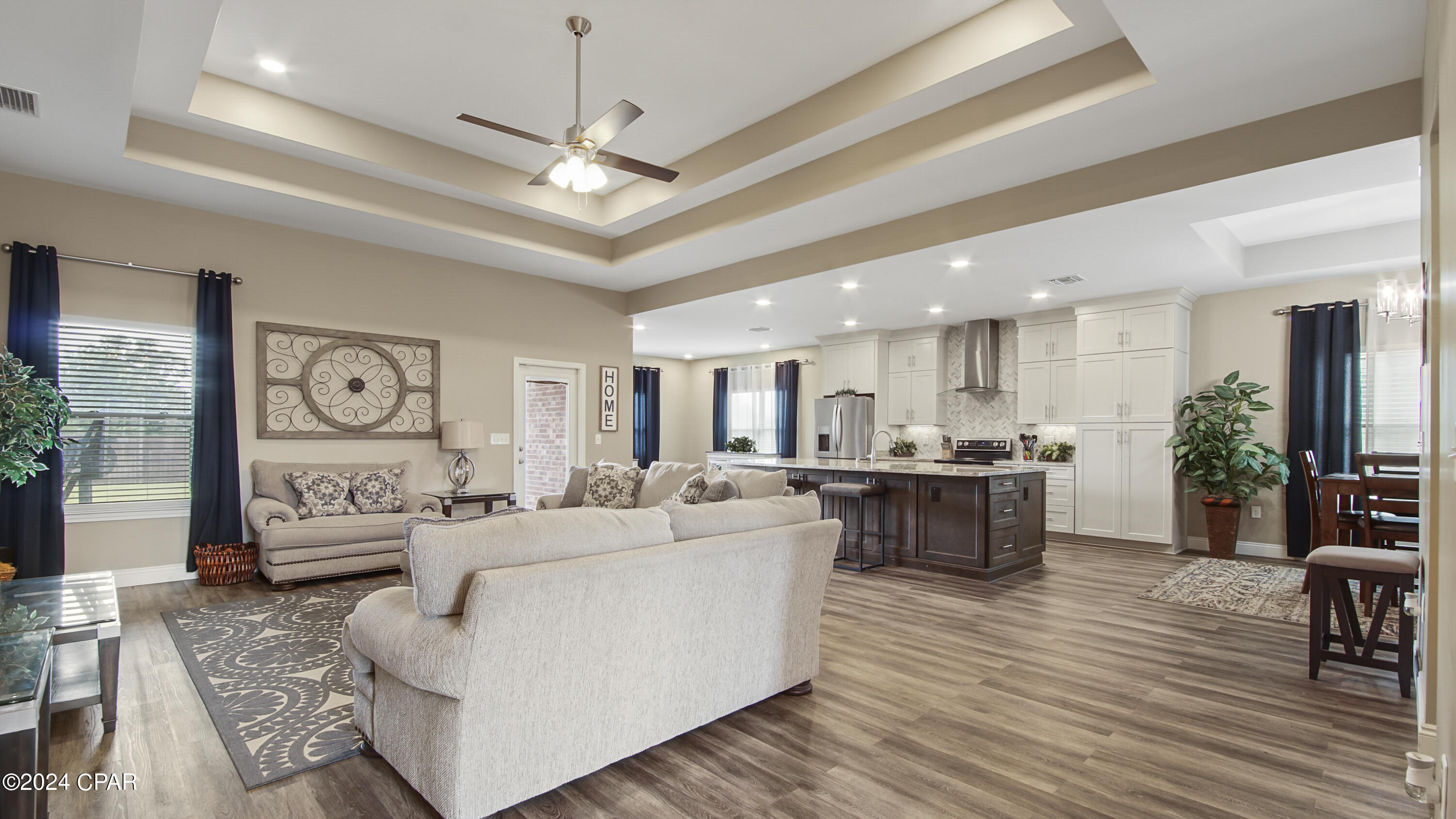 3832 Whitehead Boulevard