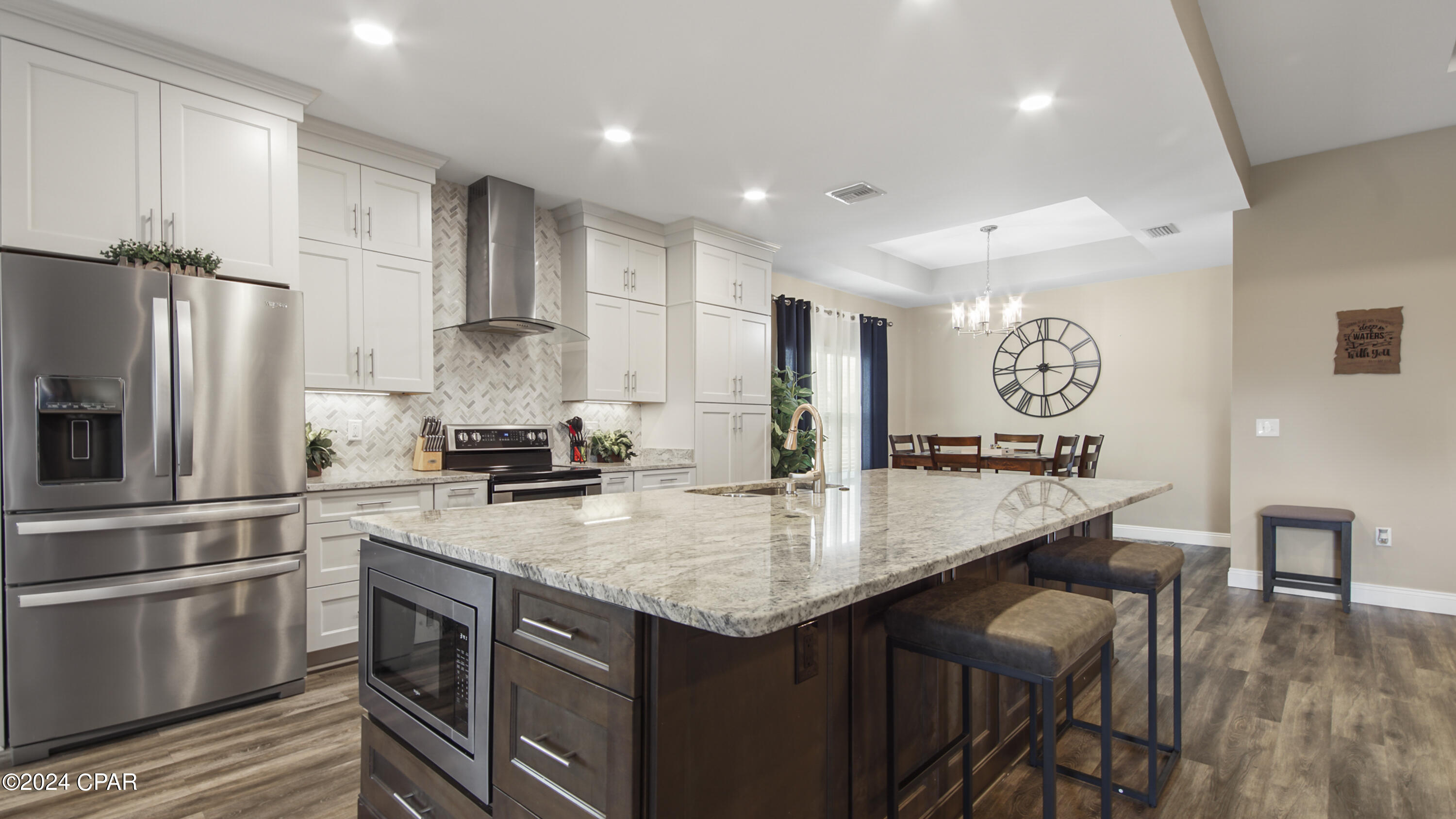 3832 Whitehead Boulevard