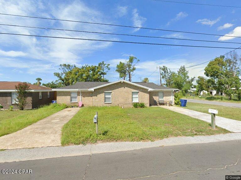 1517 Clay Avenue