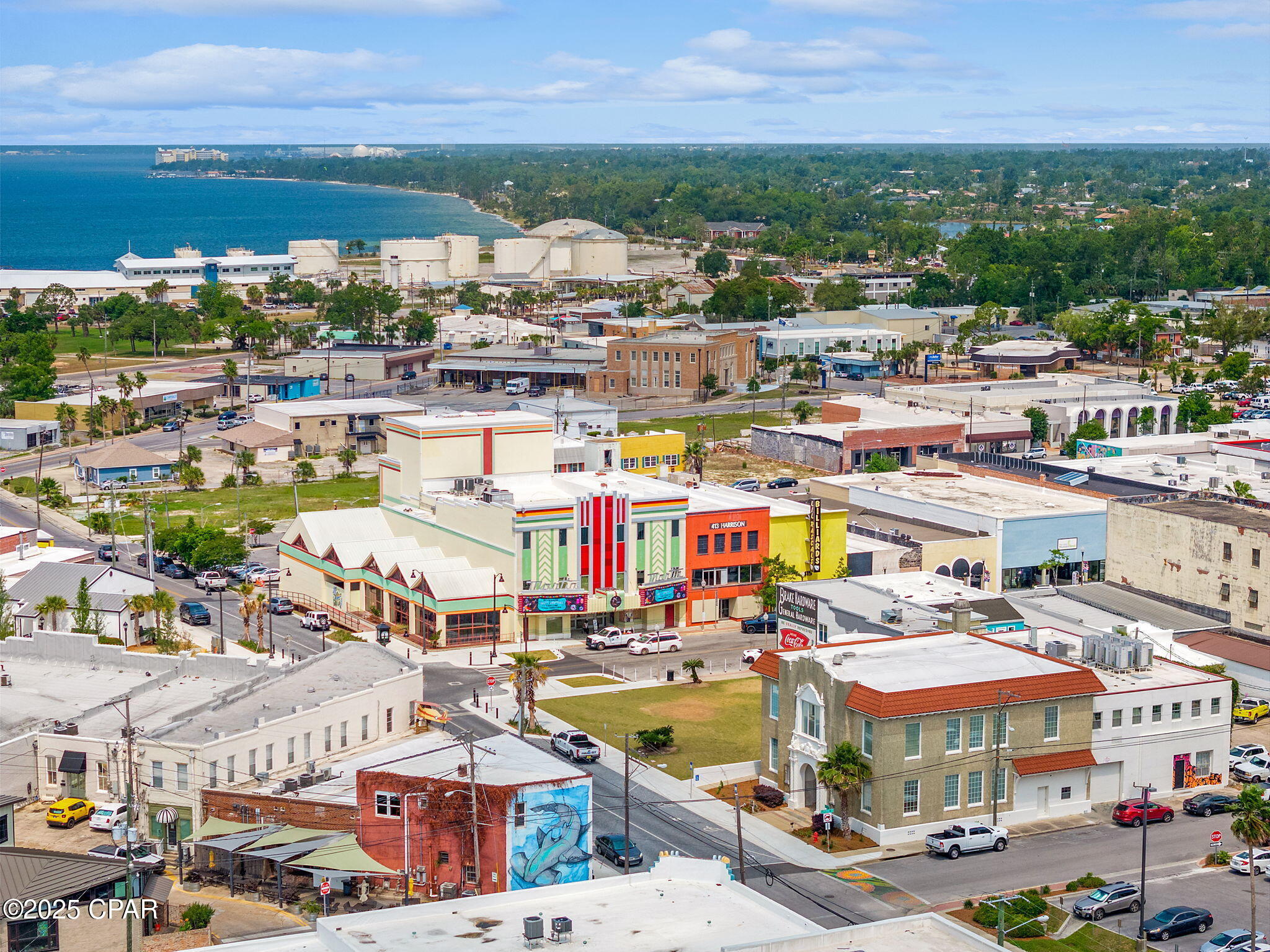 306 N Cove Boulevard