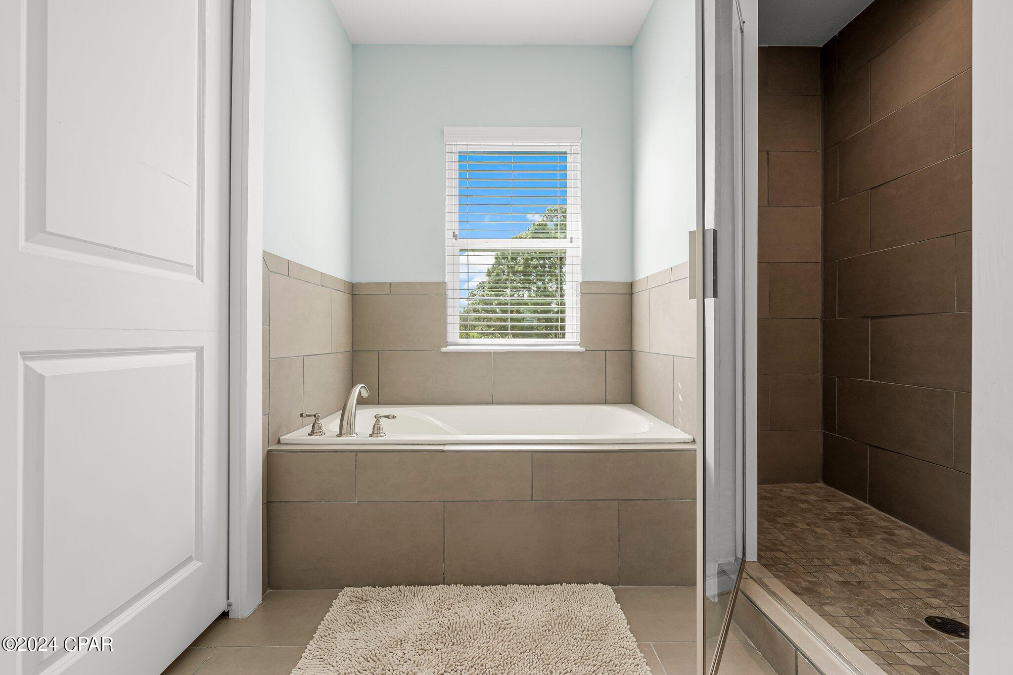 3738 Tiki Drive