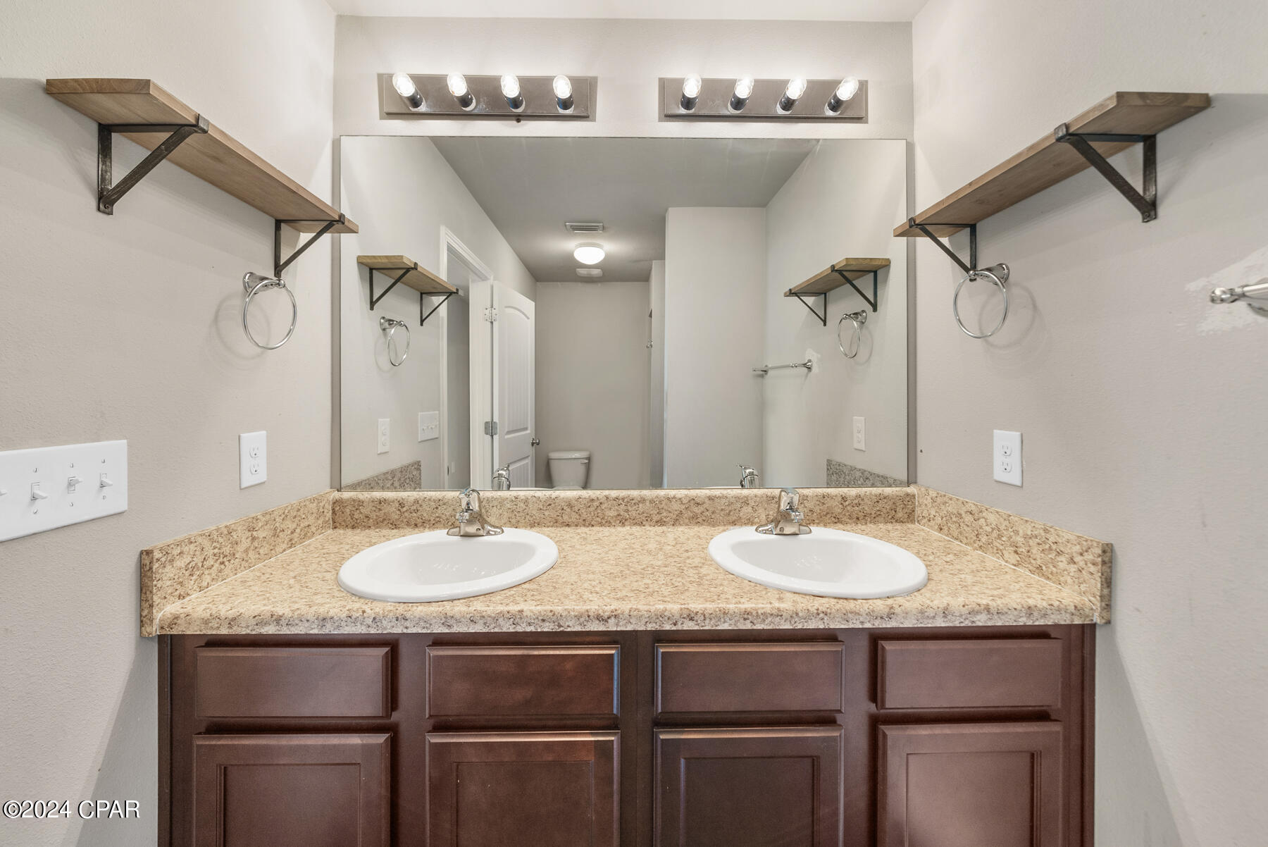 5856 Callaway Circle