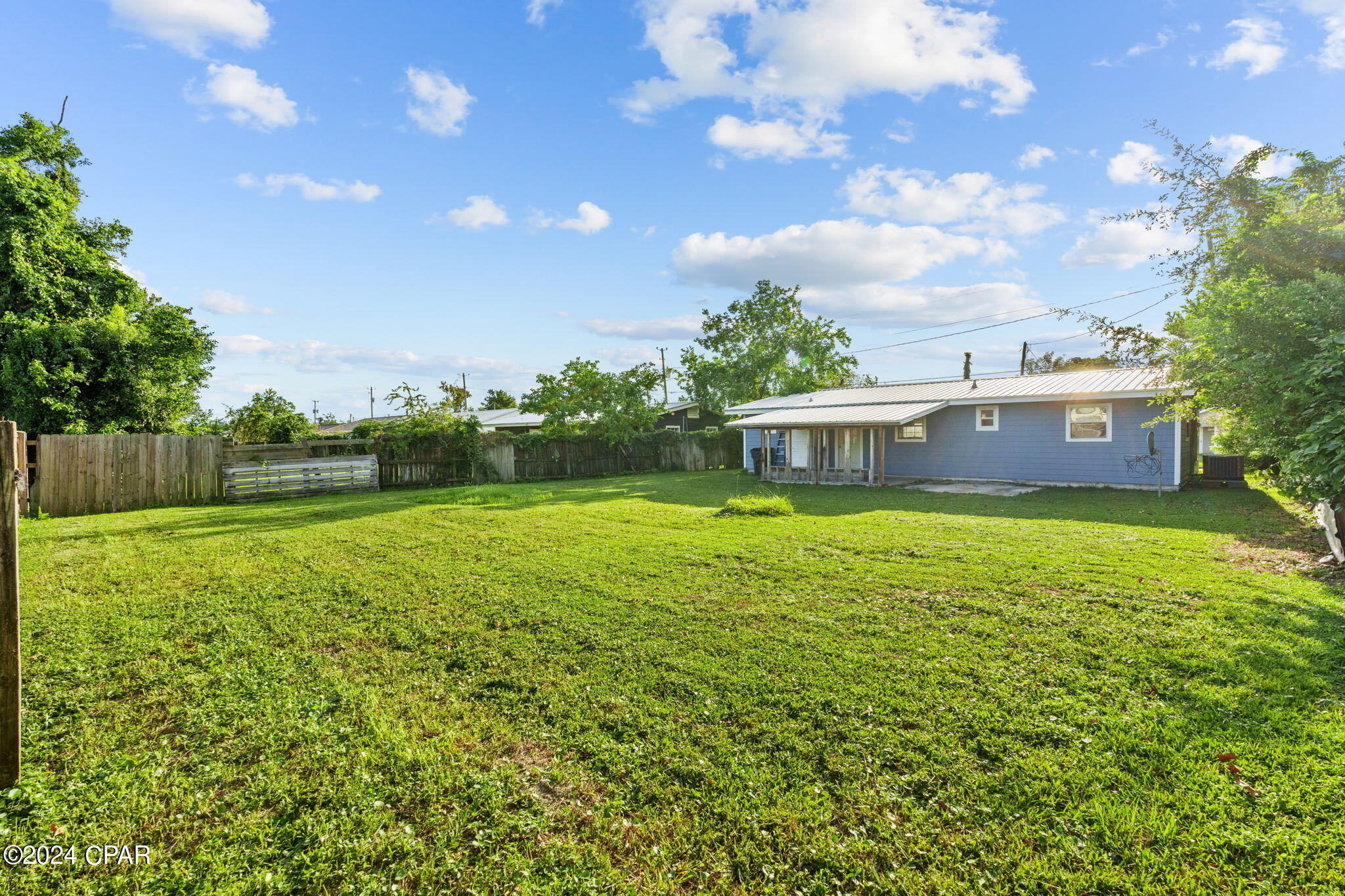900 Huntington Drive